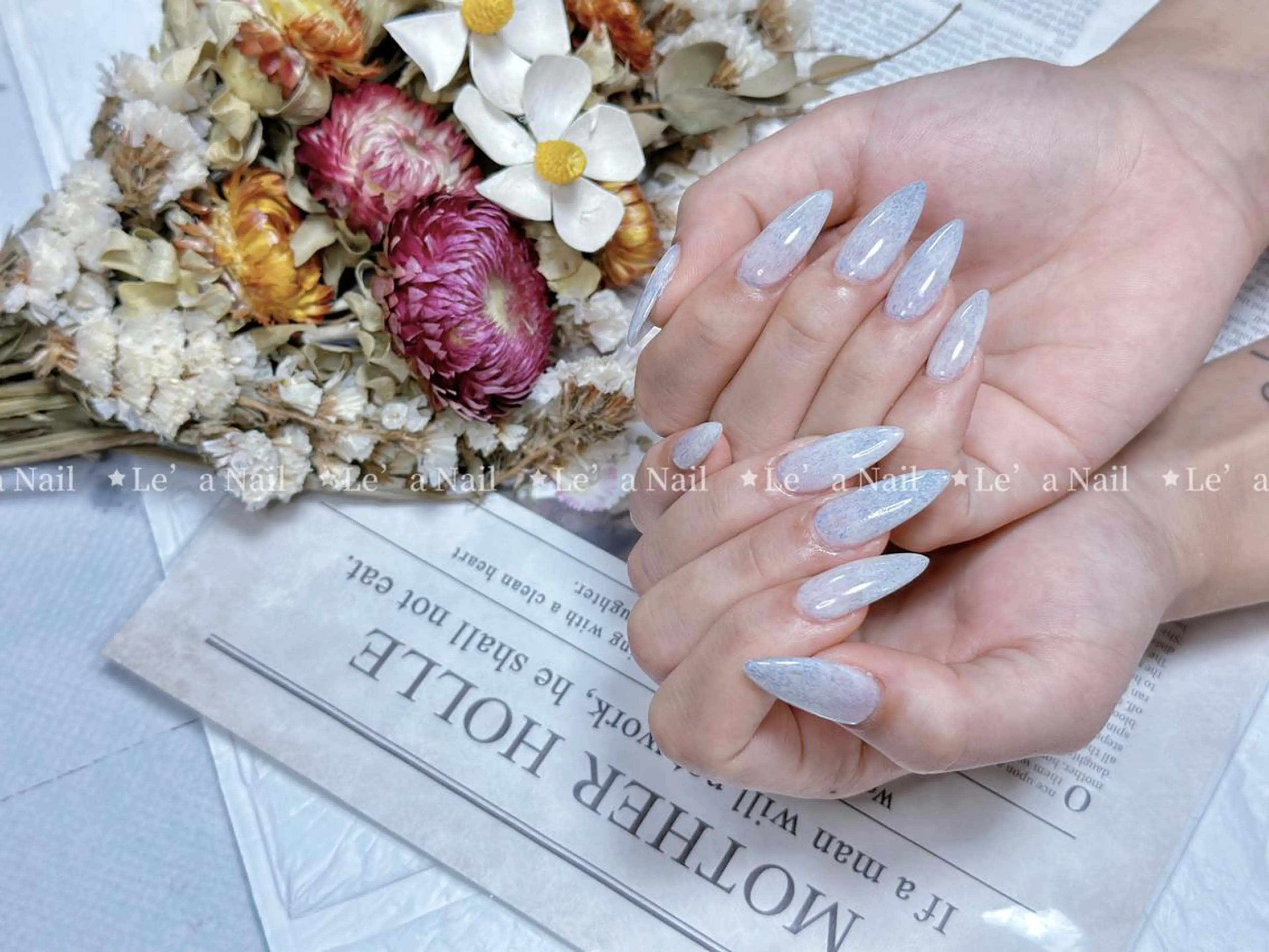 セミロング カラー ネイル Le’a NailSalonのネイルデザイン