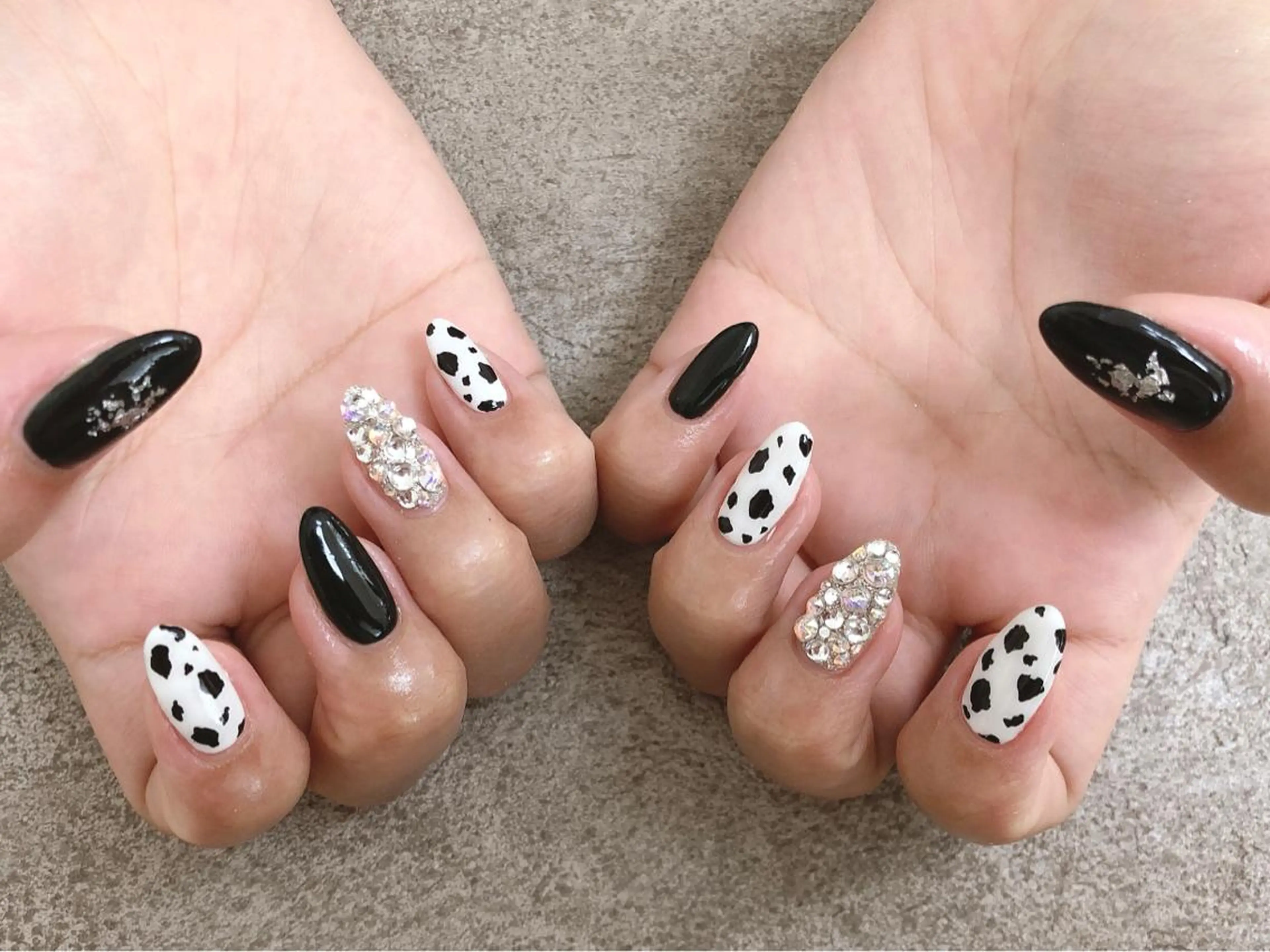 ネイル mogunail &blowのネイルデザイン