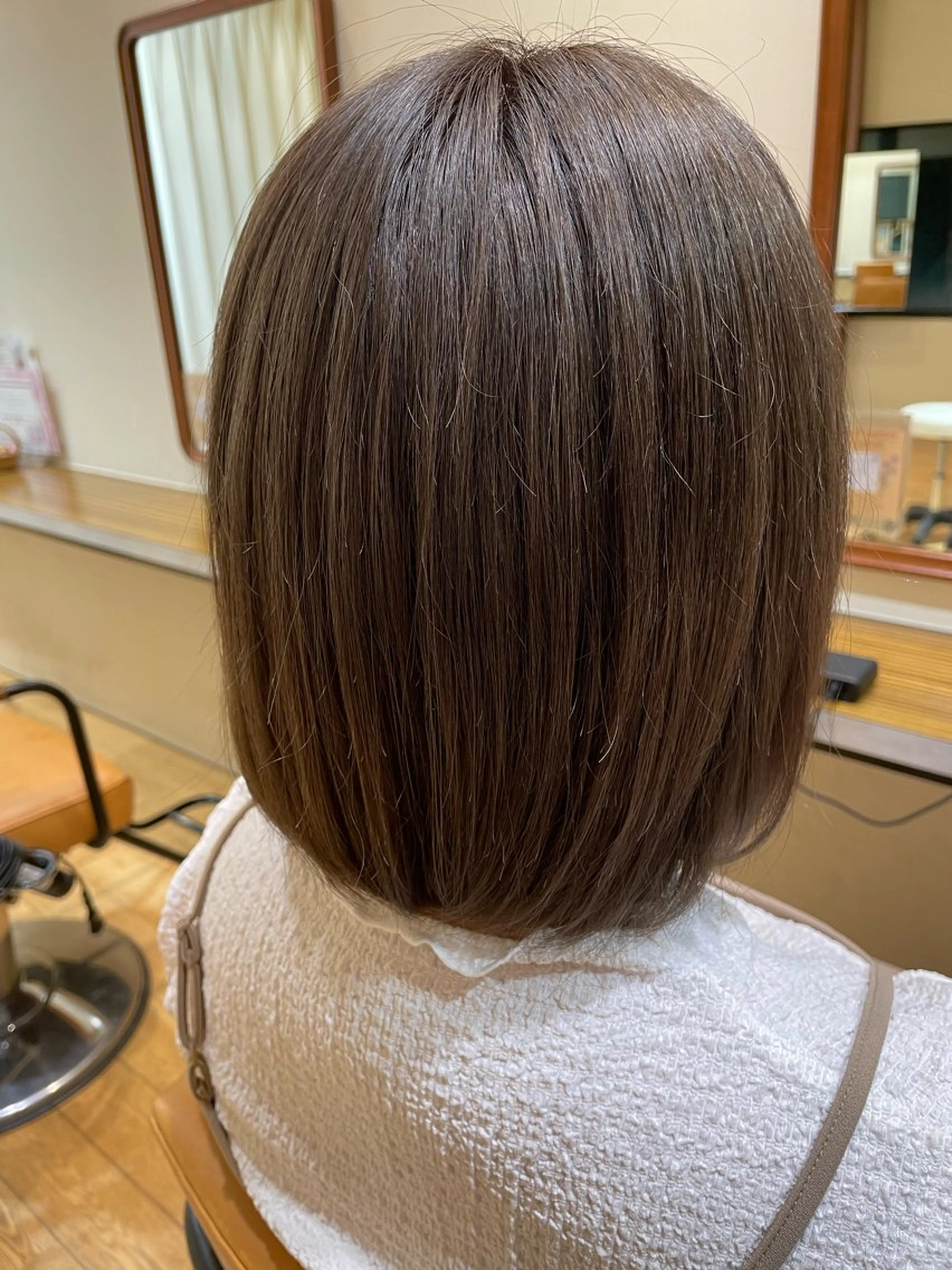 ミディアム カラー カット ヘアカラー おもだか　がく /横須賀中央のヘアスタイル