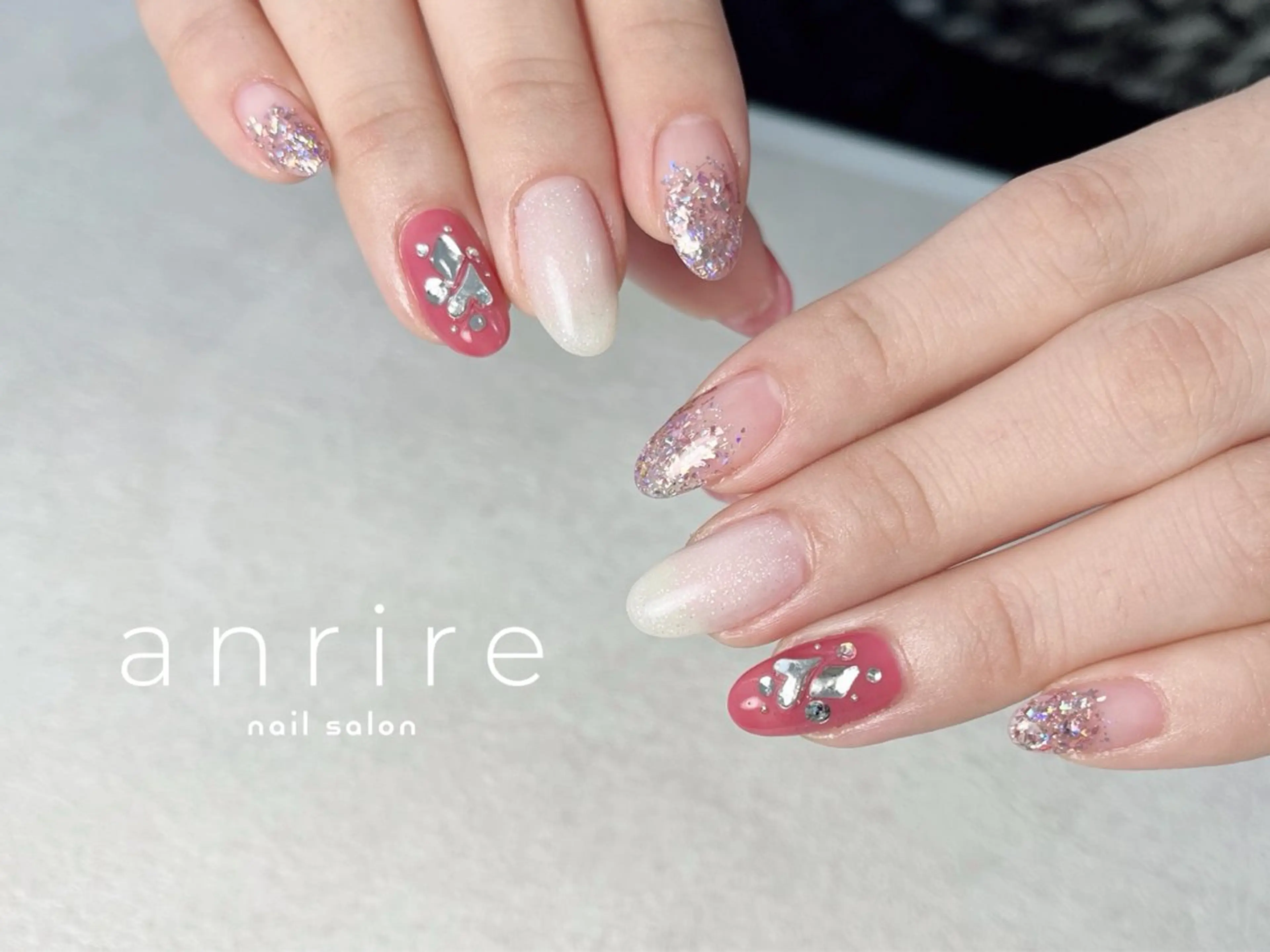 ネイル アートネイル ジェルネイル ハート キラキラネイル ラメ(グリッター) ハンドネイル nailsalon anrireのネイルデザイン