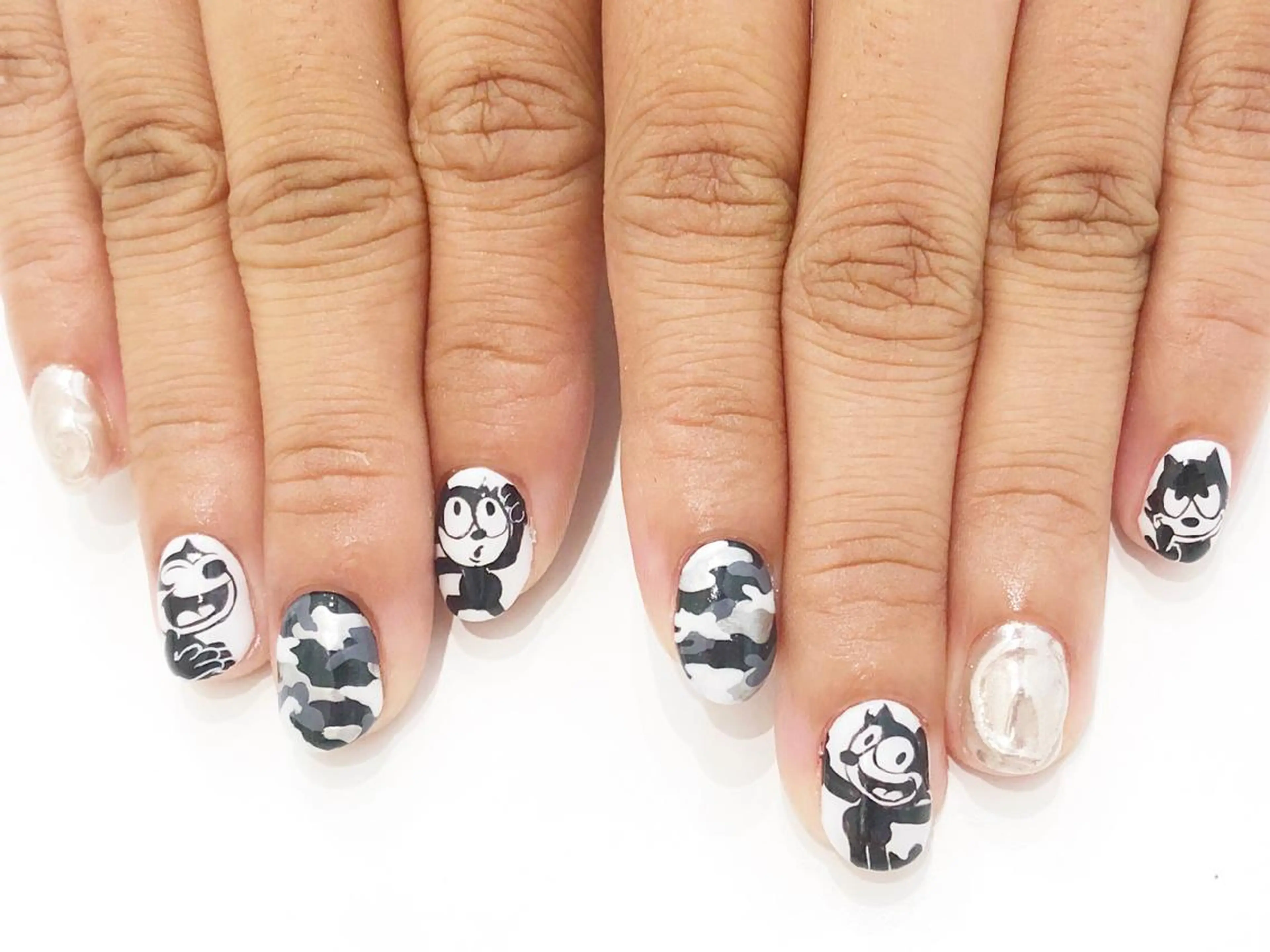 ネイル ミラーネイル NAILSALON RuINのネイルデザイン