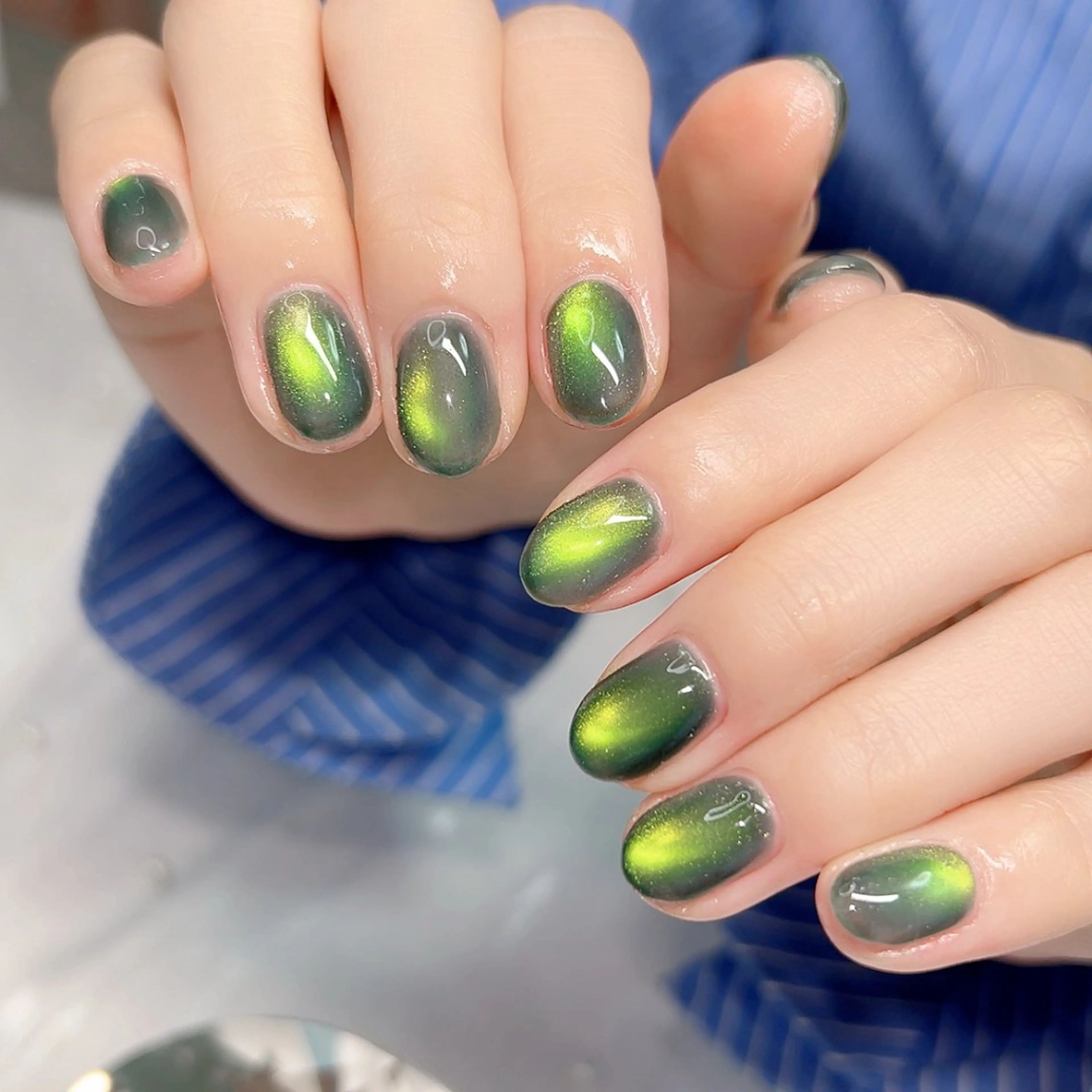 ネイル ブラウン ジェルネイル オフィスネイル シンプルネイル 冬ネイル ハンドネイル Cute Tips nailのネイルデザイン