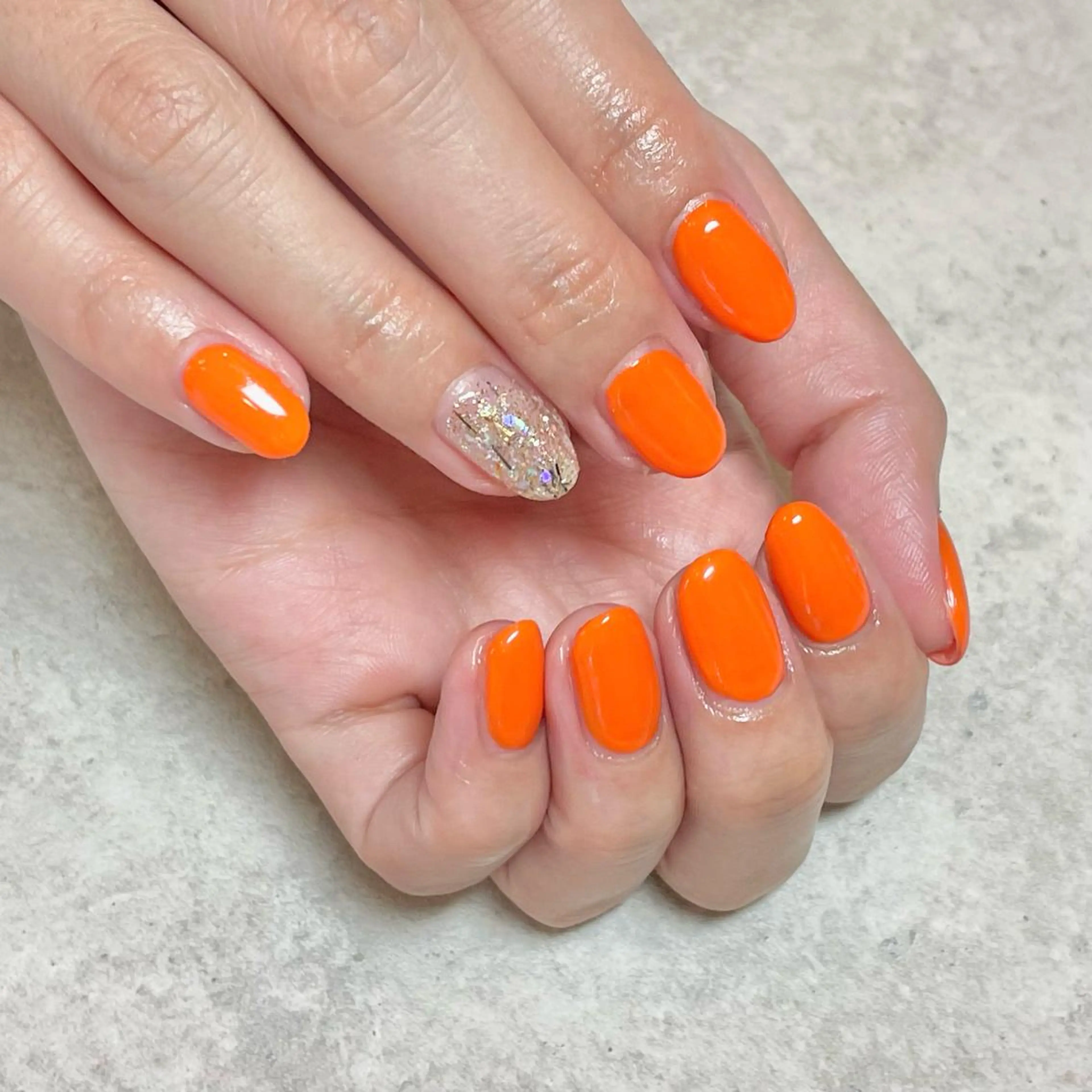 ネイル ワンカラーネイル CHOUETTE Shioriのネイルデザイン