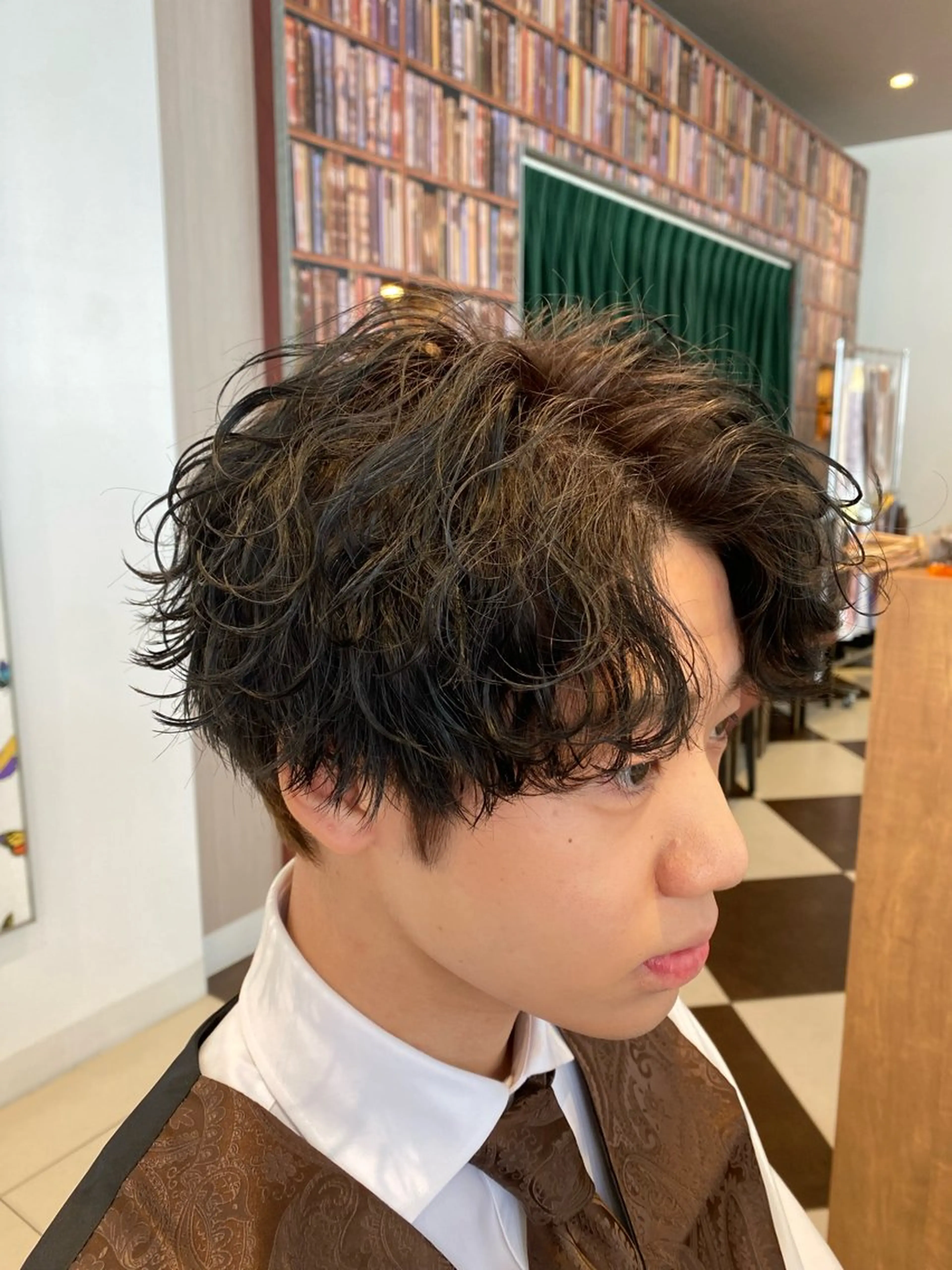 パーマ メンズ 増井 佑馬のヘアスタイル