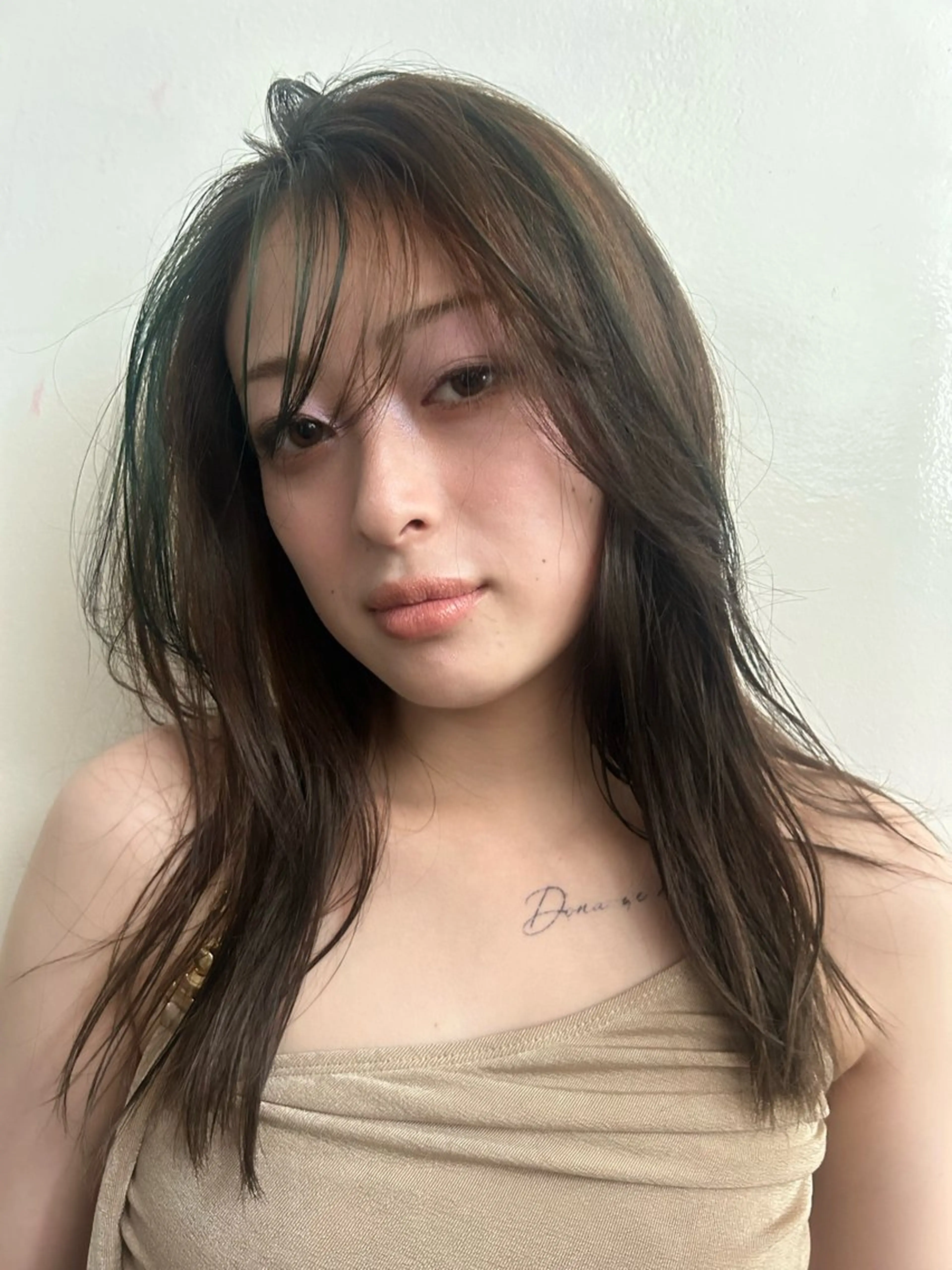 セミロング 🪽デザインカラー/ ブリーチ/陽向🪽のヘアスタイル