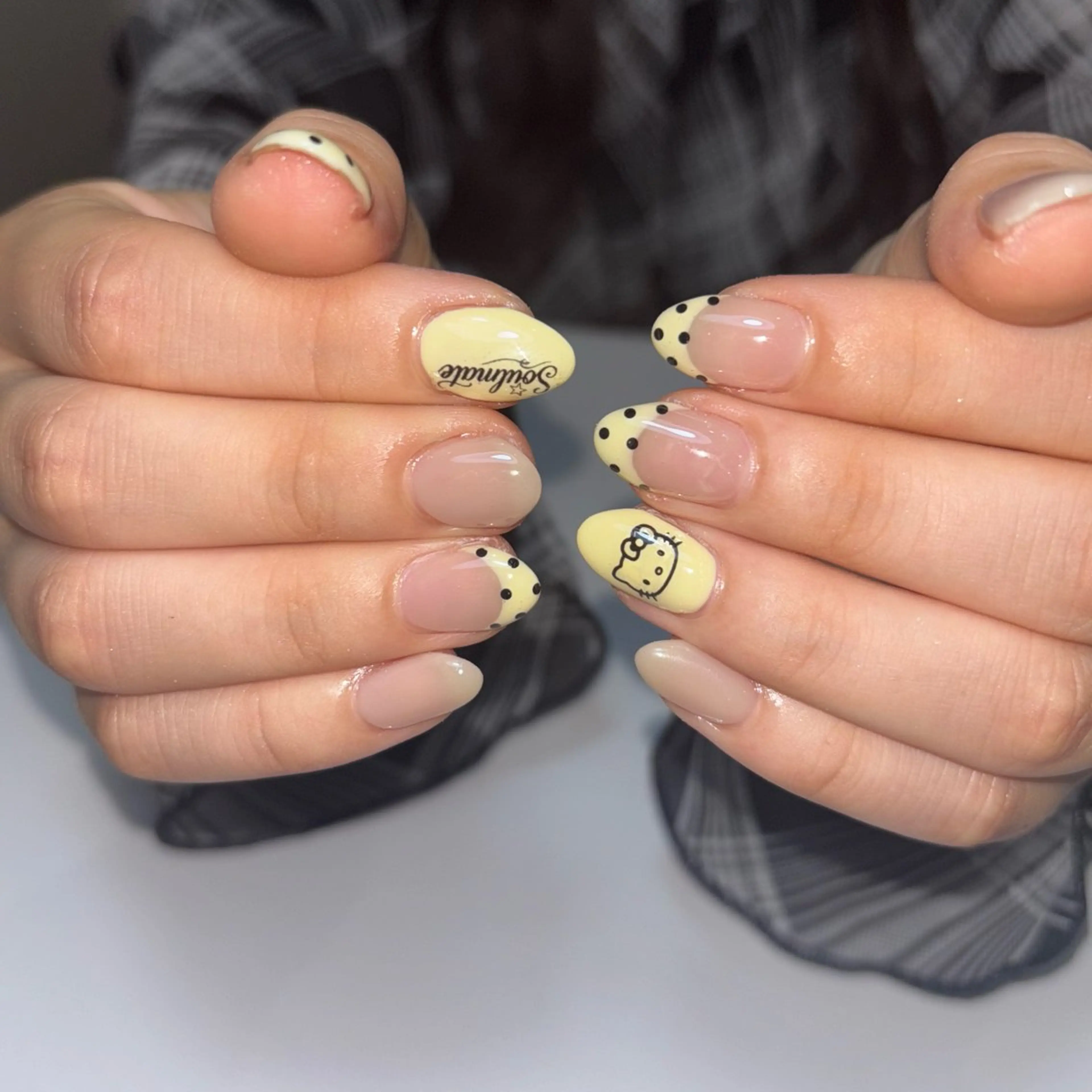 ネイル ワンホンネイル ハンドネイル Yay /y2k・個性派のネイルデザイン