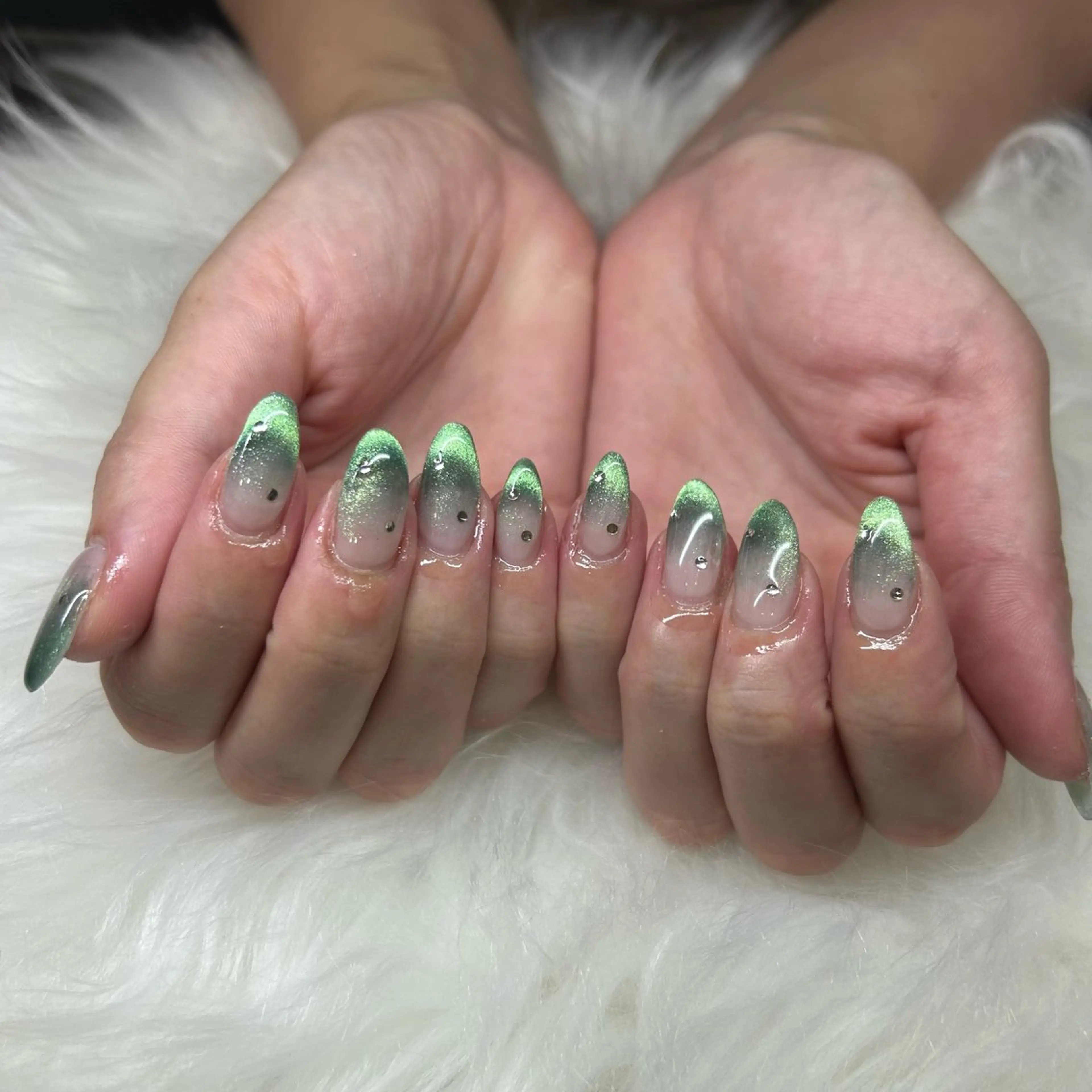 [minimo限定価格]🍀︎💛マグネットネイル🍀︎💛オフ込の写真