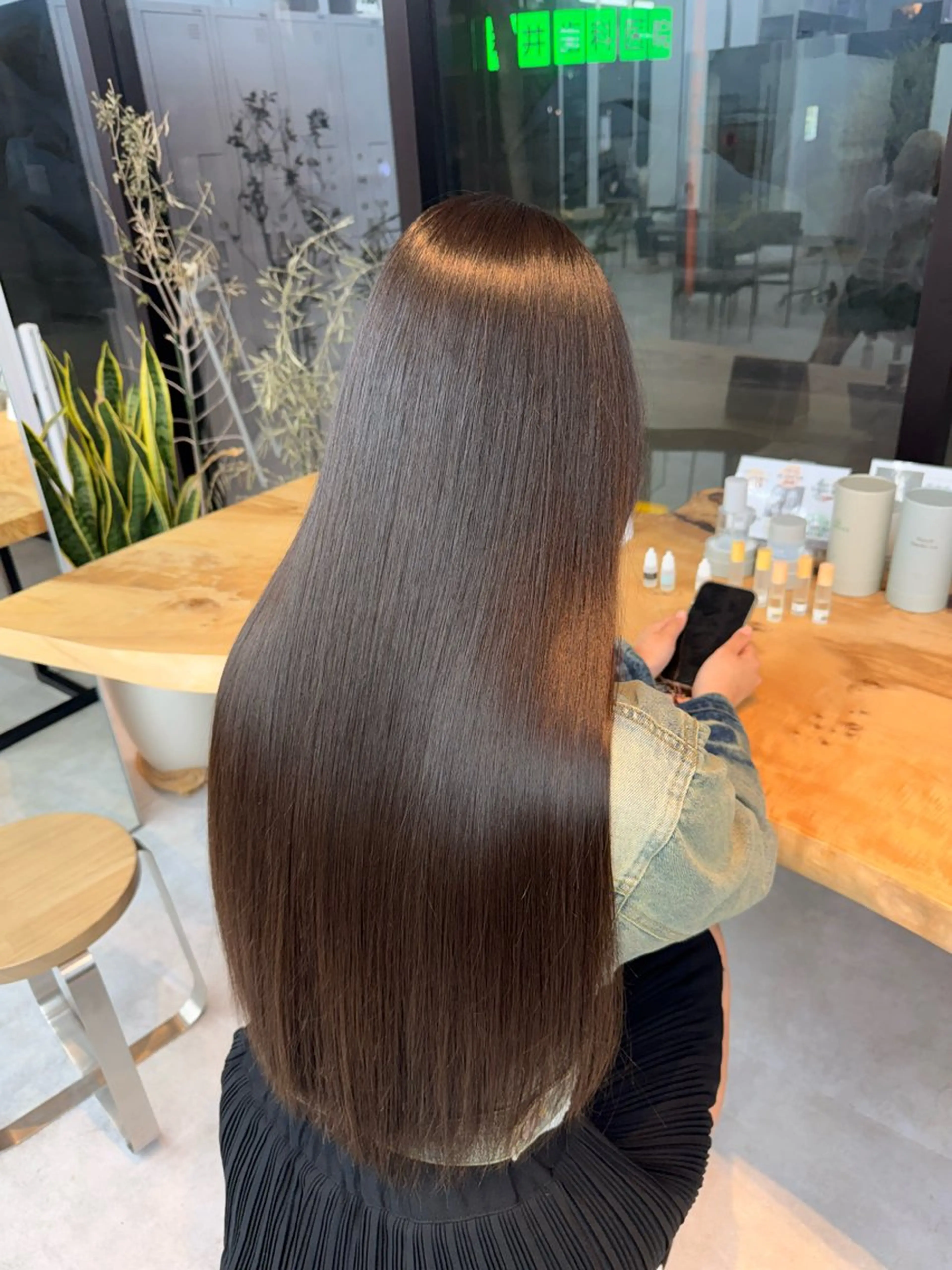 ロング パーマ 縮毛矯正 縮毛矯正 メンズアイブロウ 縮毛矯正 あやみの眉毛・アイブロウイメージ