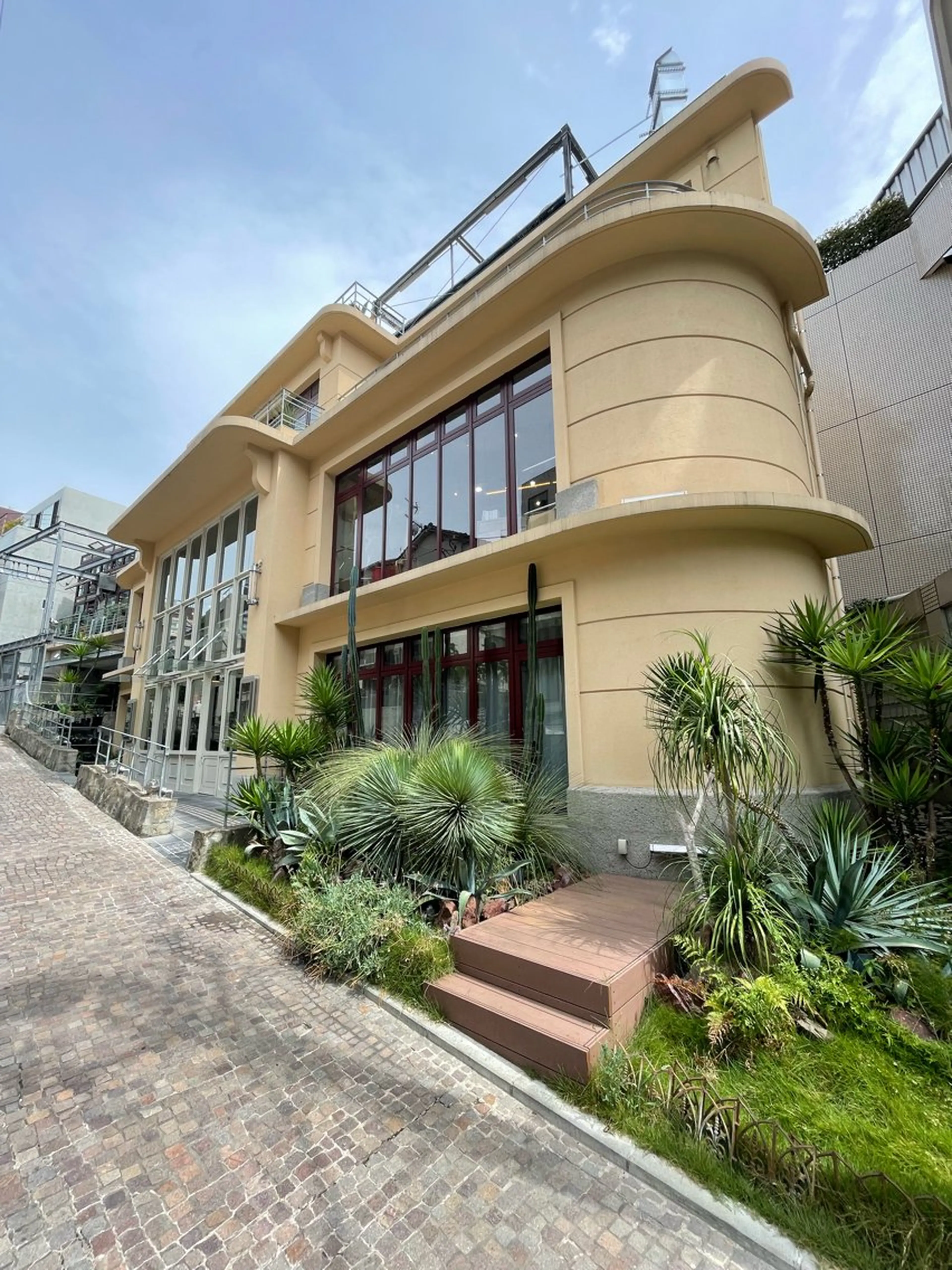 暖色カラー推し/ トヤエリコのヘアスタイル