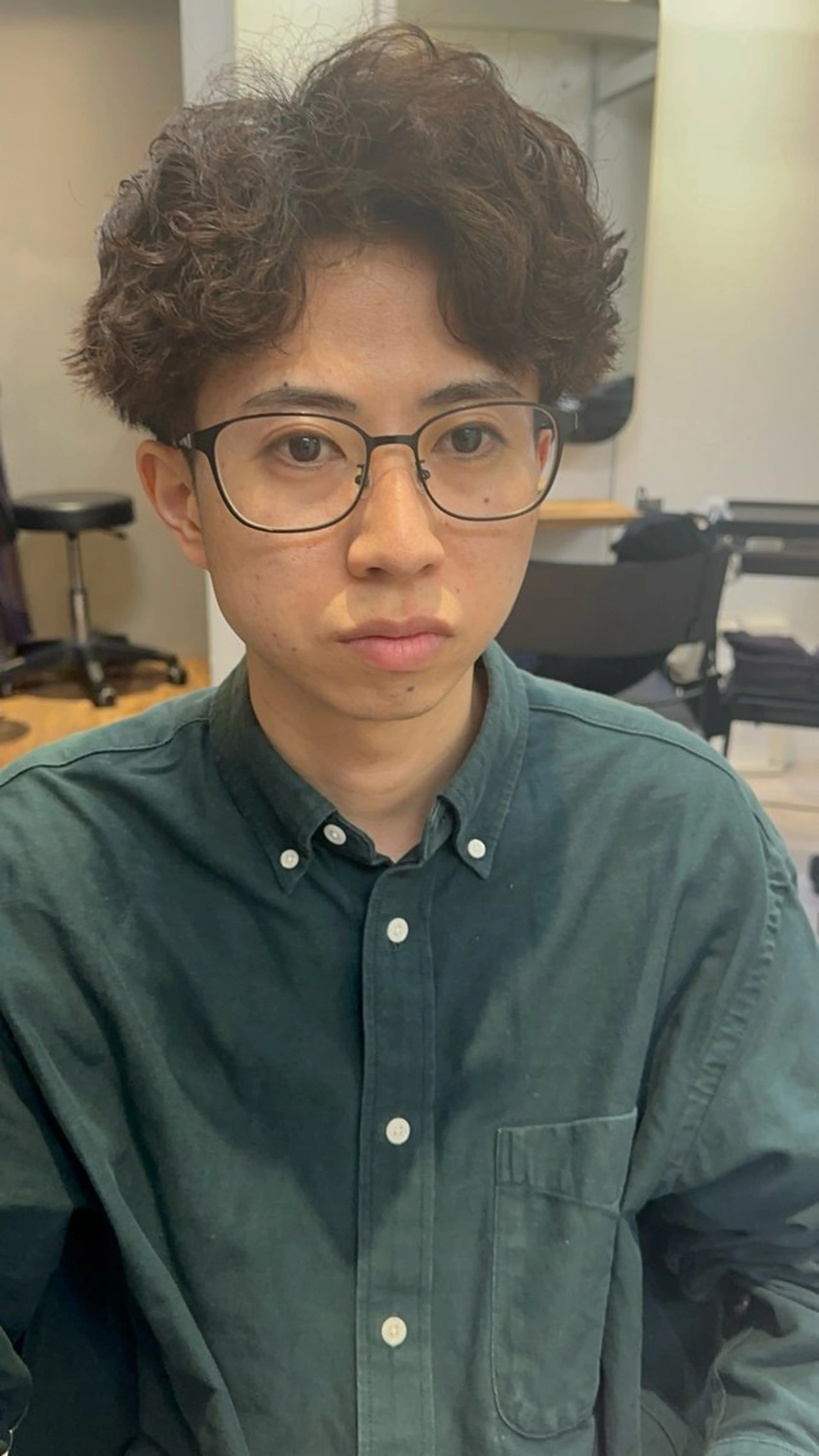 ショート パーマ メンズ メンズブリーチ フェードカット メンズハイライト メンズパーマ ハイライト カット パーマ 【gemini店長】 メンズ特化中野稜平のヘアスタイル