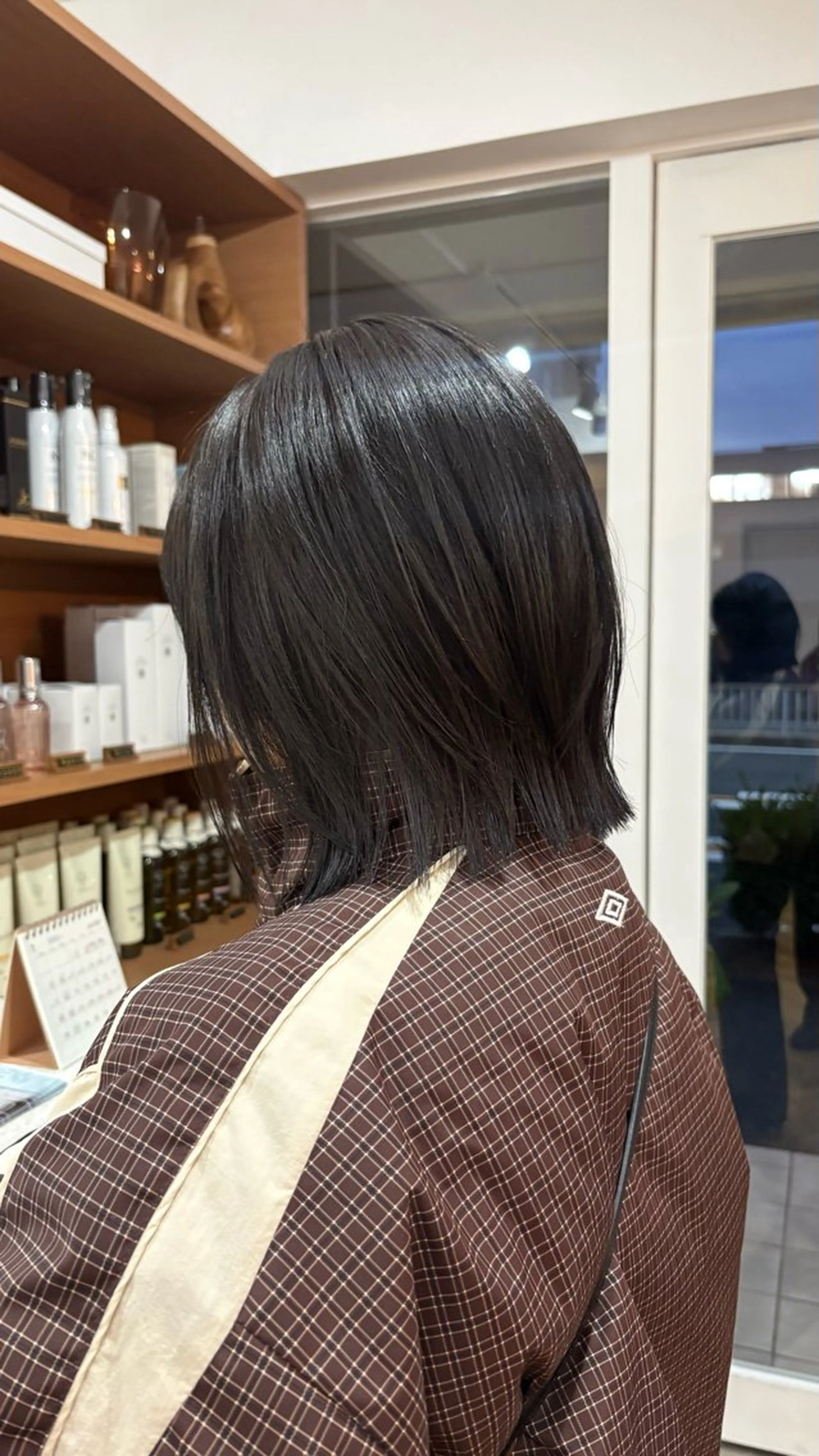 ミディアム ノエ/ インナーカラー/高岳のヘアスタイル