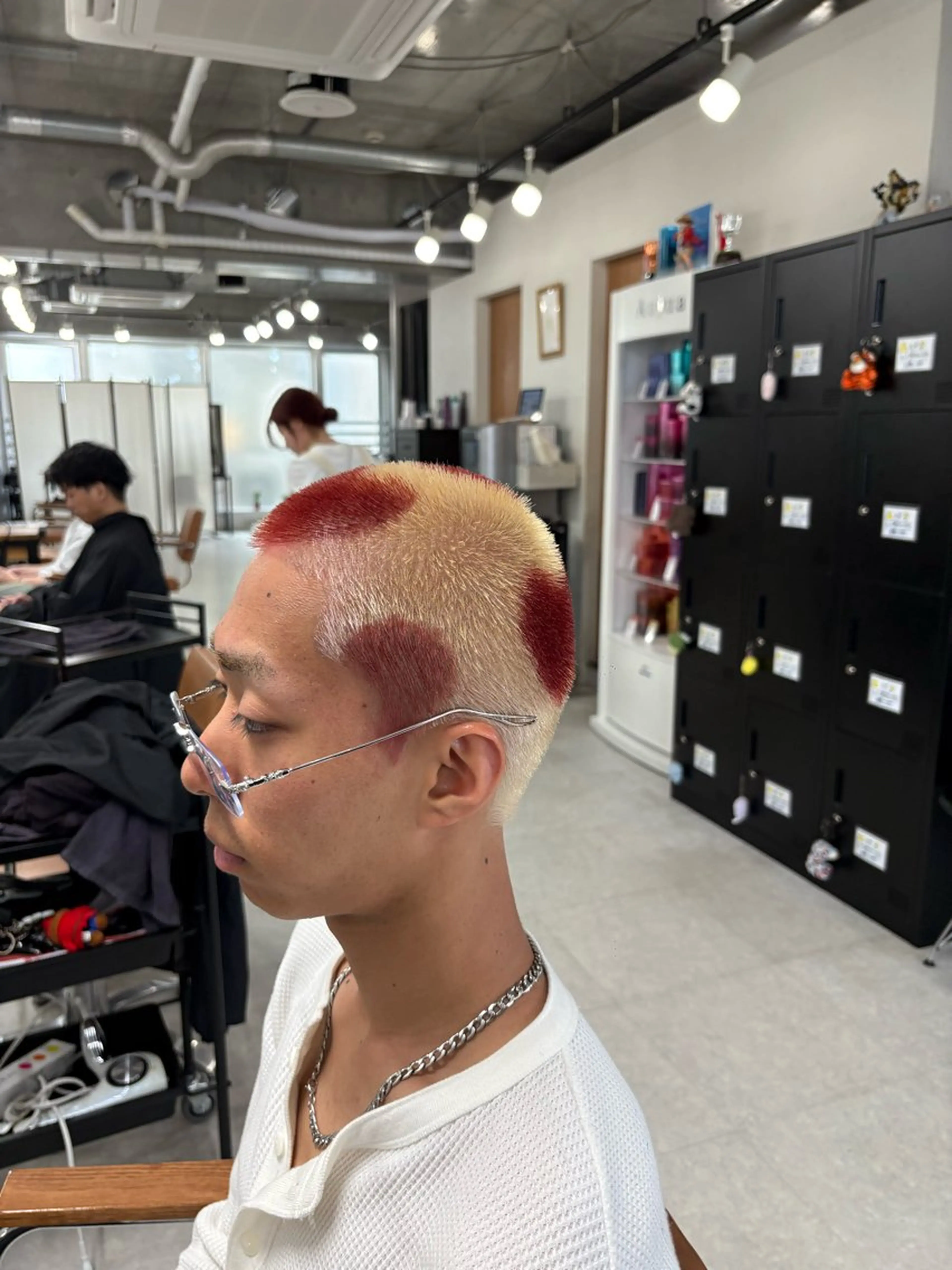 カラー メンズ デザインカラー メンズパーマ特化 園田 楓莉のヘアスタイル