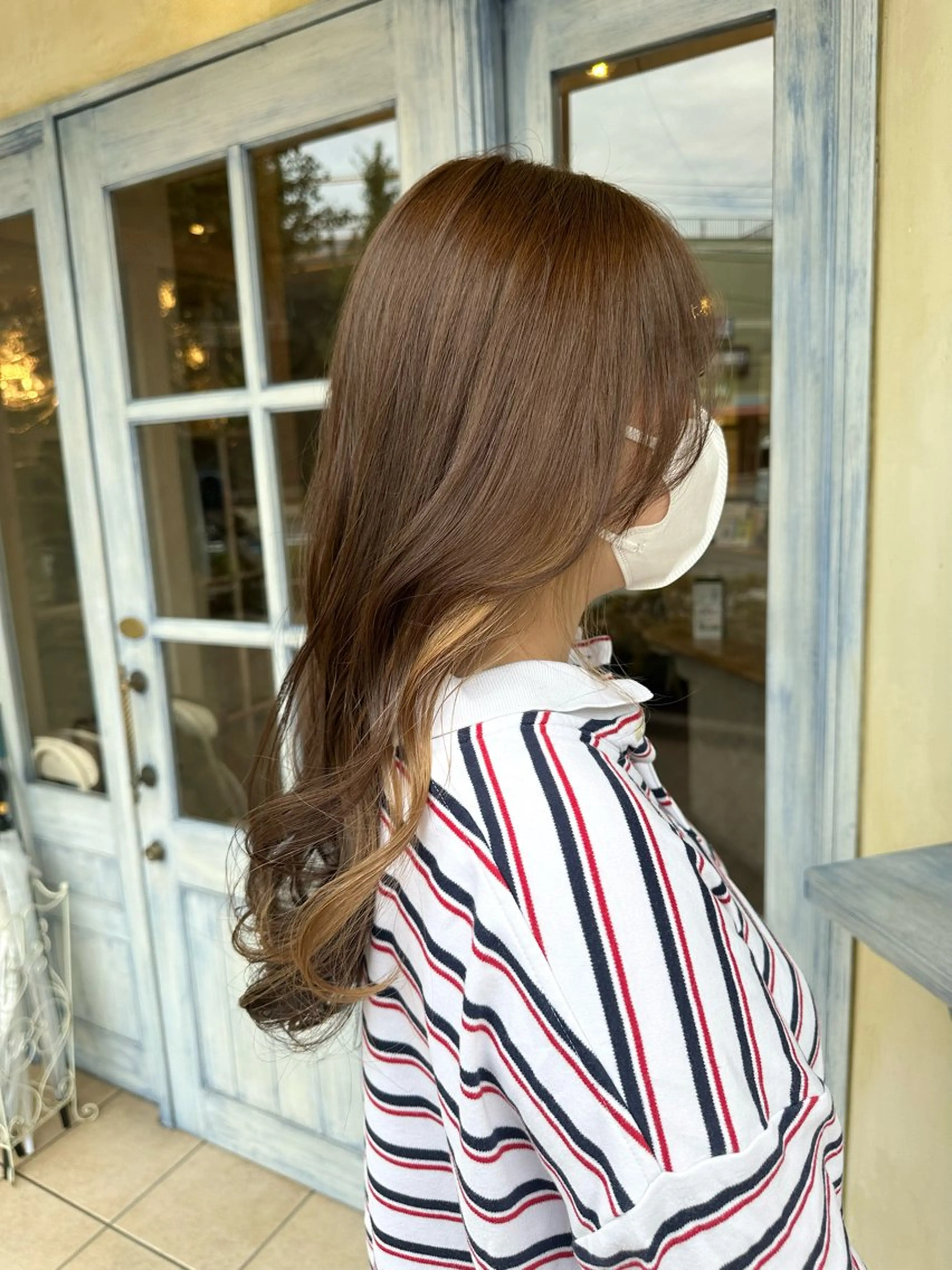 ロング カラー ブリーチ 森 早希絵のヘアスタイル