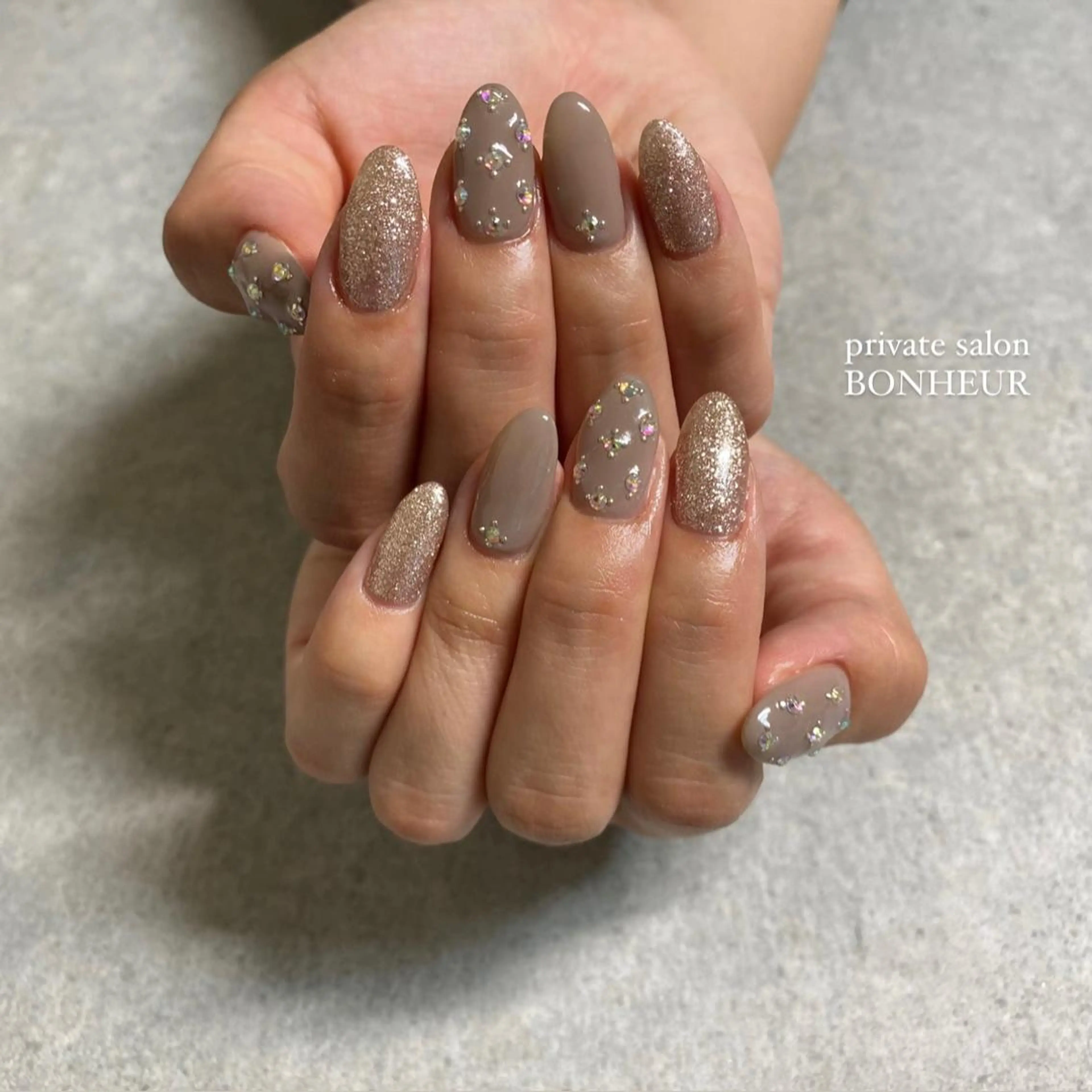 ネイル ハンドネイル BONHEUR Annaのネイルデザイン