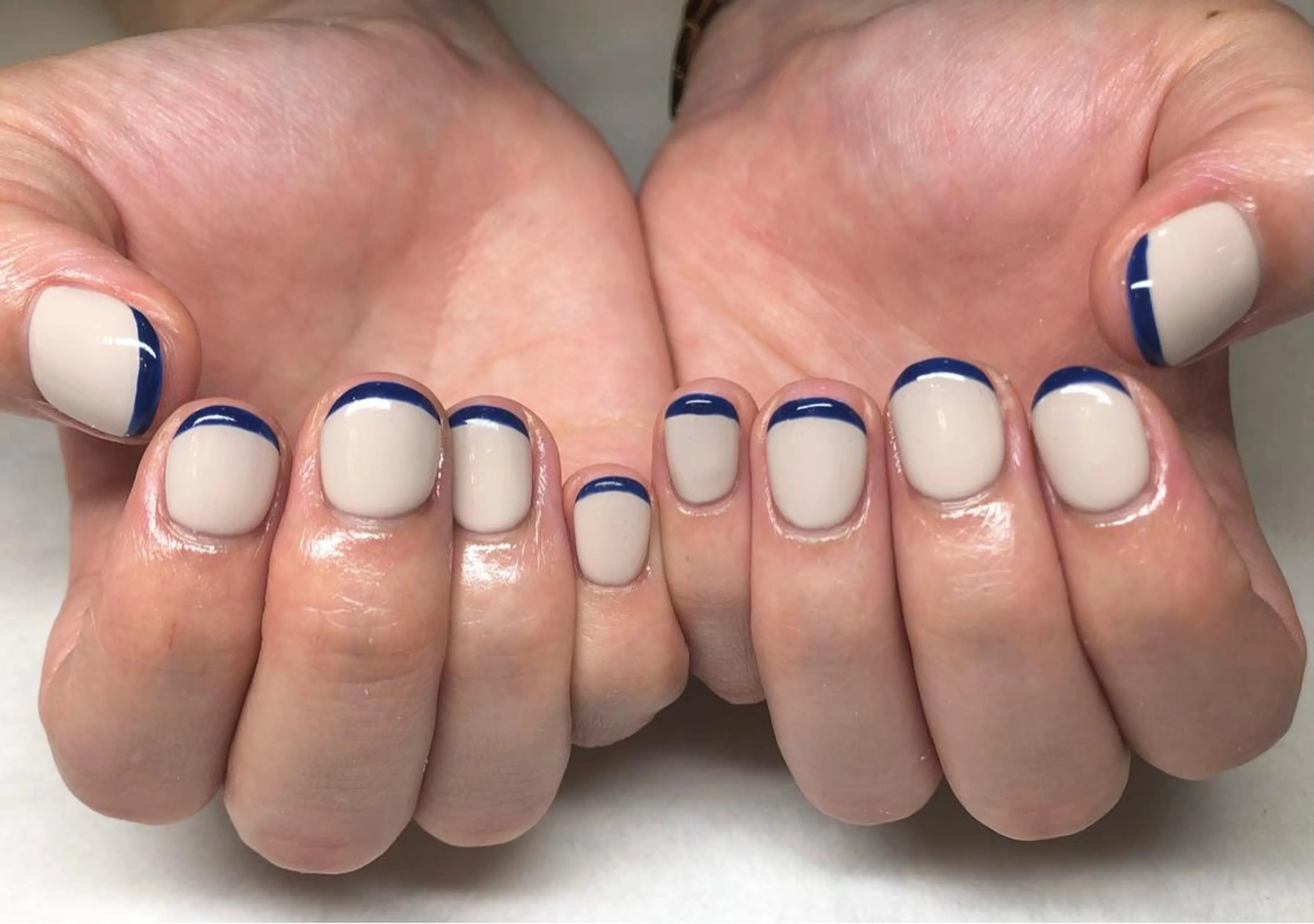 ネイル ブルー フレンチネイル ピンク いちじゅう あおいのネイルデザイン