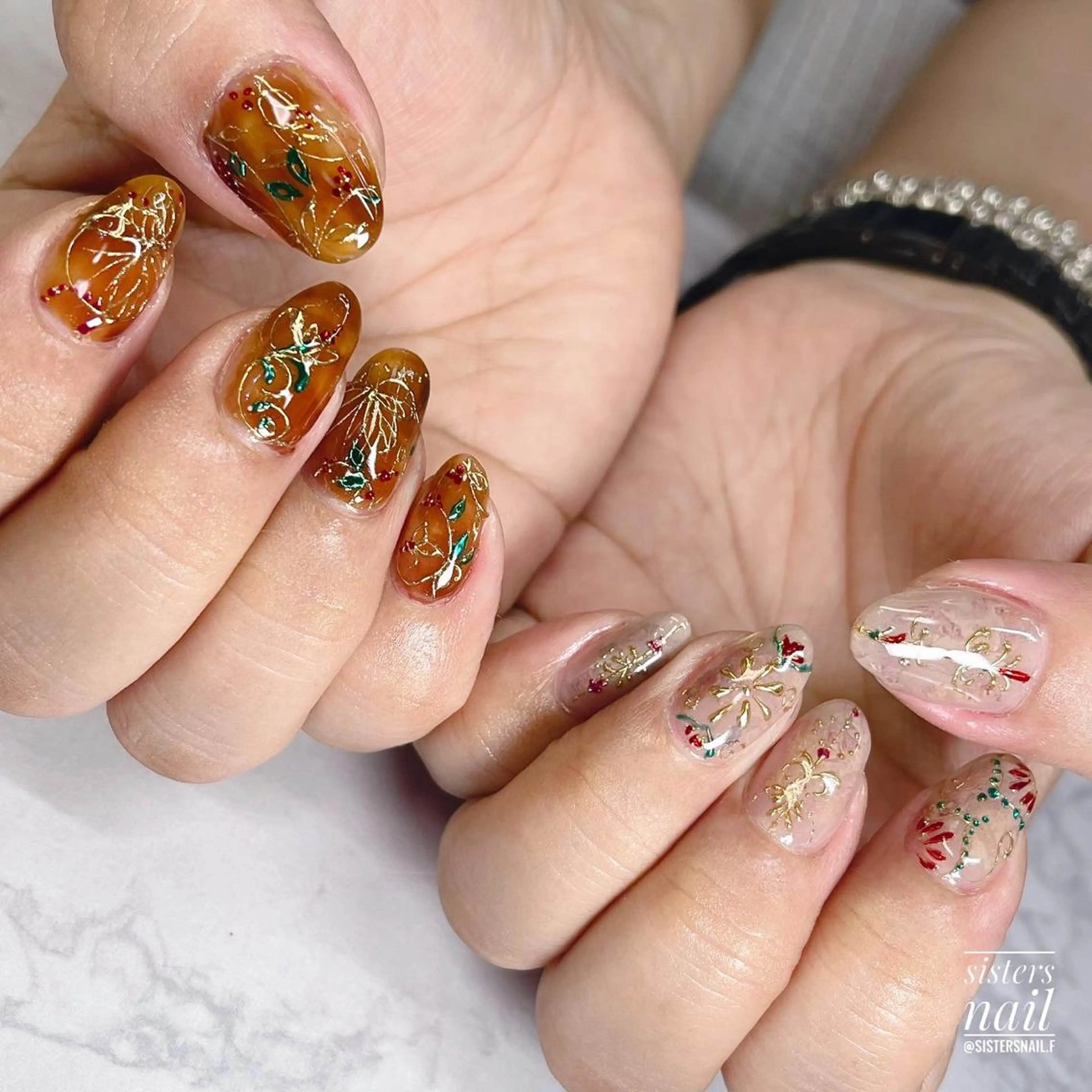 ネイル アートネイル べっ甲ネイル ゴールド ミラーネイル ニュアンスネイル sisters nail.fのネイルデザイン