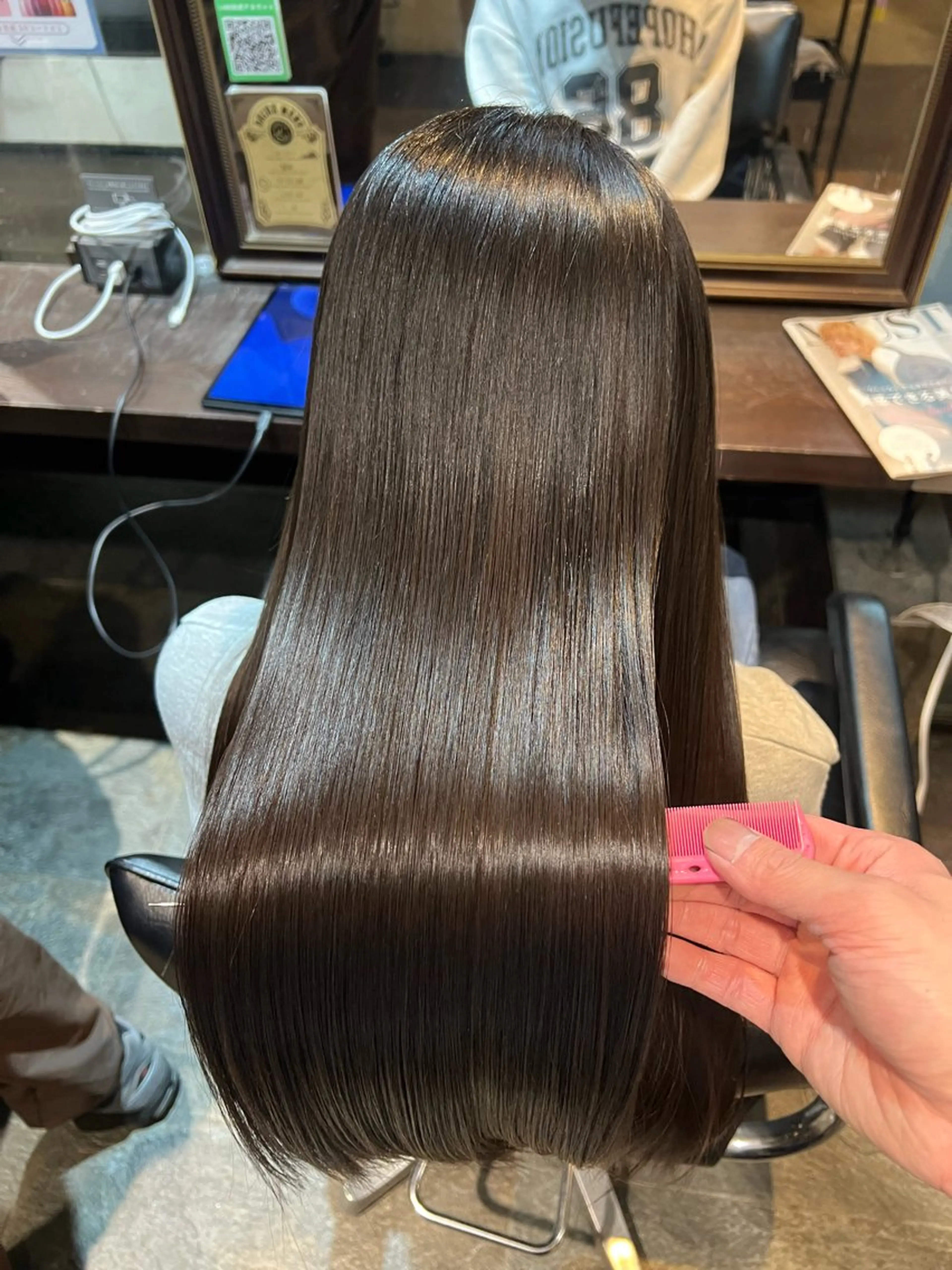 ミニモ学割 U22 髪質改善ストレート+トリートメント 前処理付きの写真