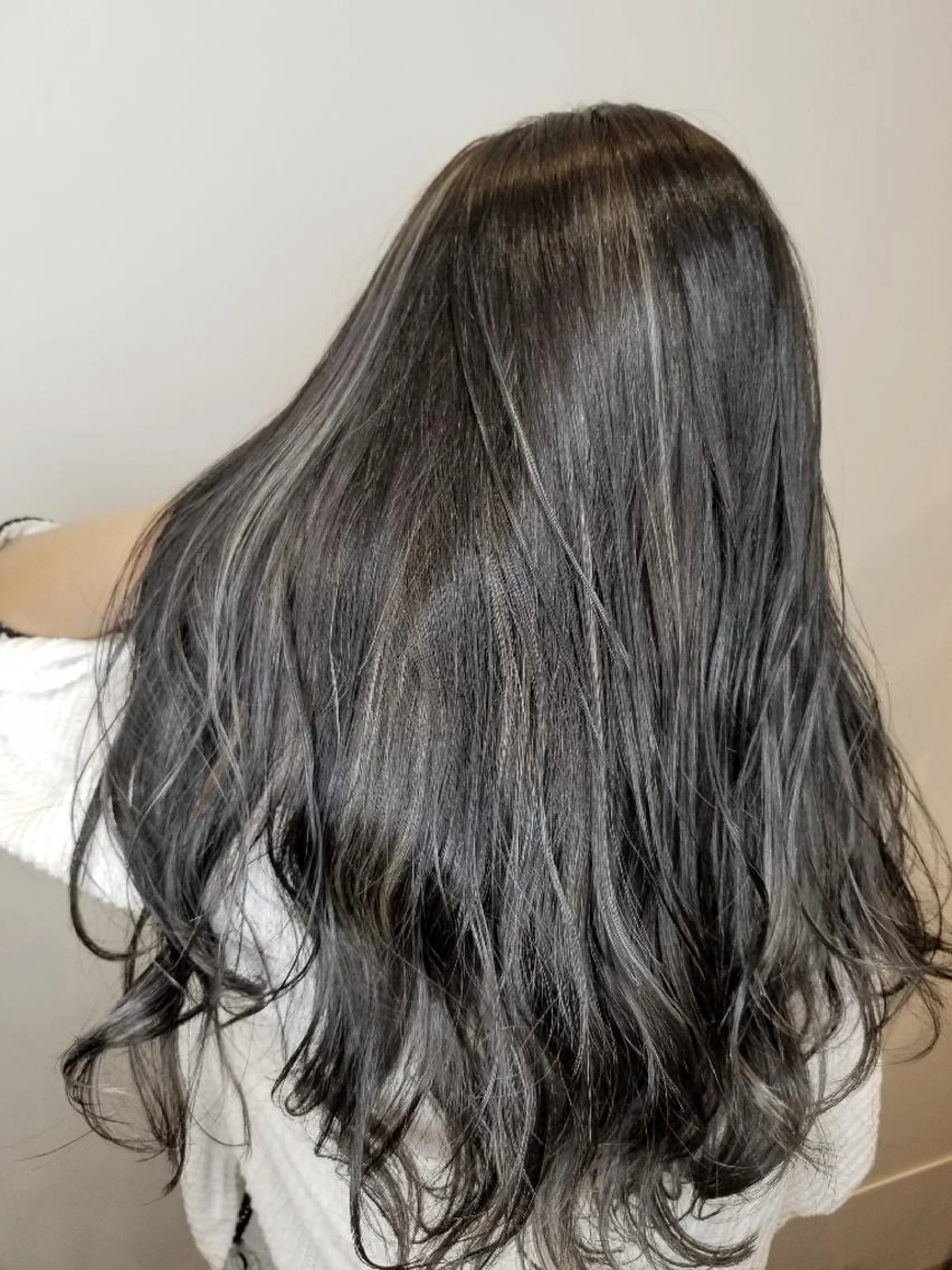 似合わせカット &ハイライト& カラー & トリートメントの写真