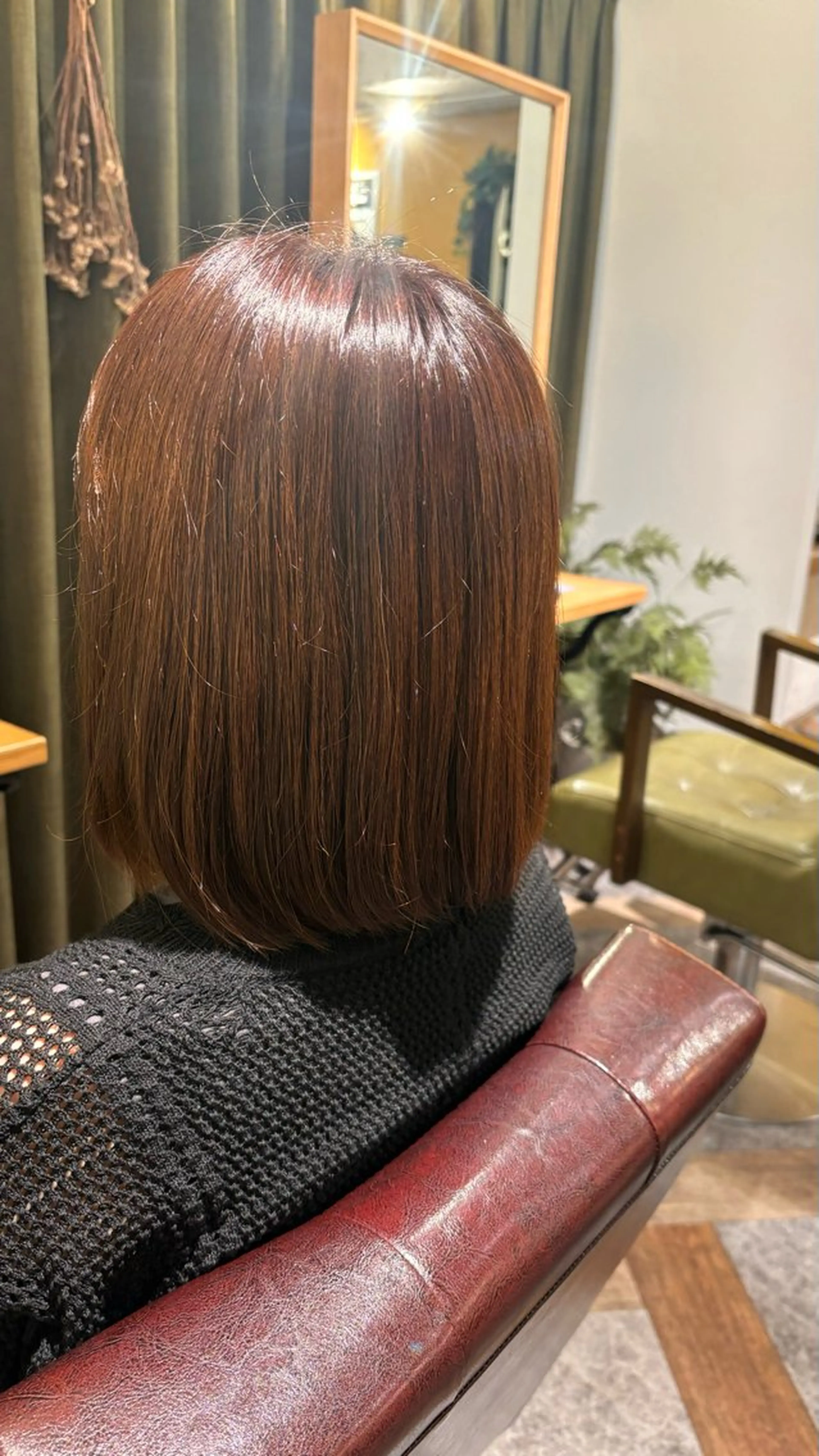 セミロング カット ヘアカラー トリートメント 平出 千尋のヘアスタイル