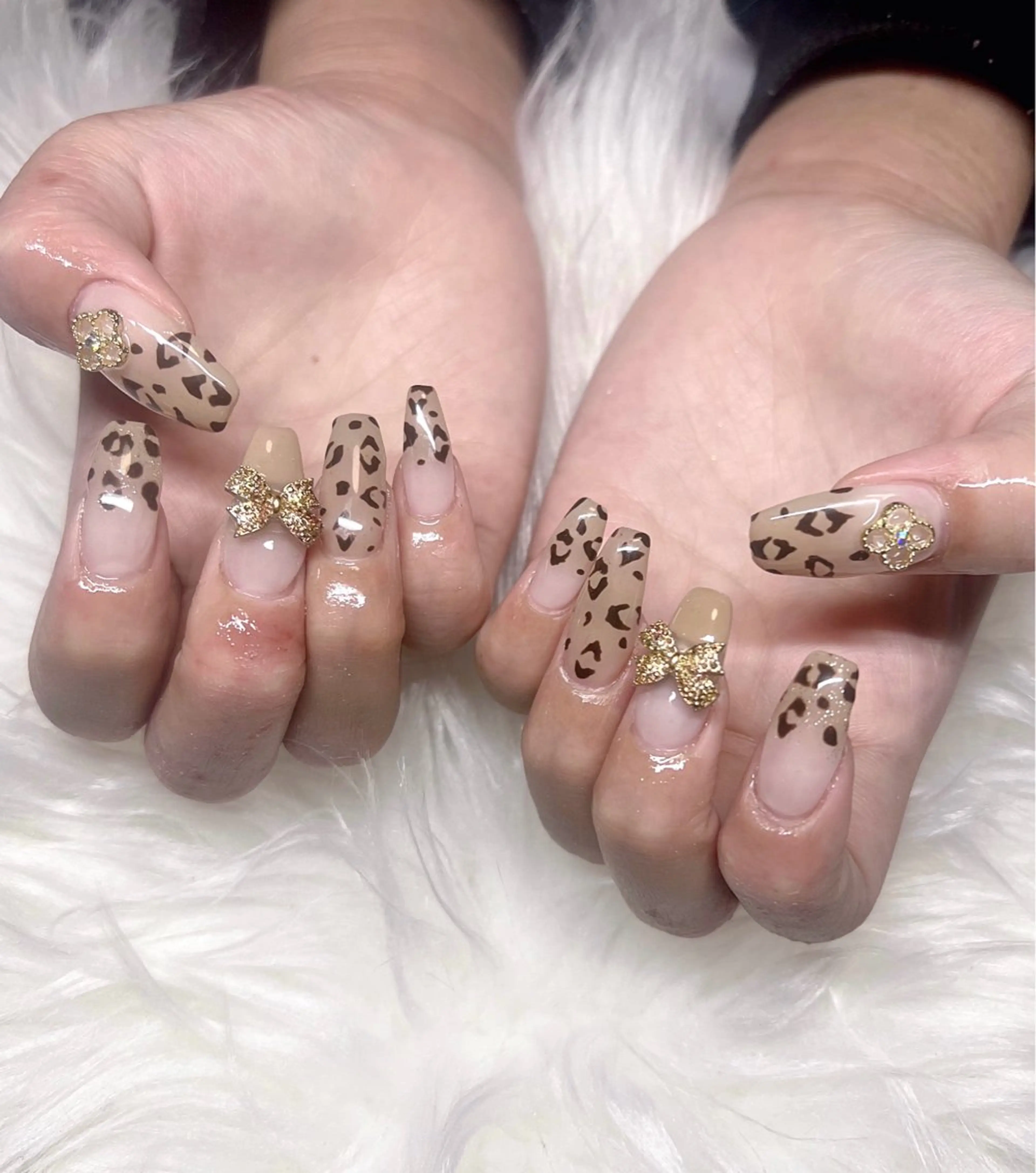 ネイル アニマル柄 ハンドネイル CHARME 🤎〔RINA〕のネイルデザイン