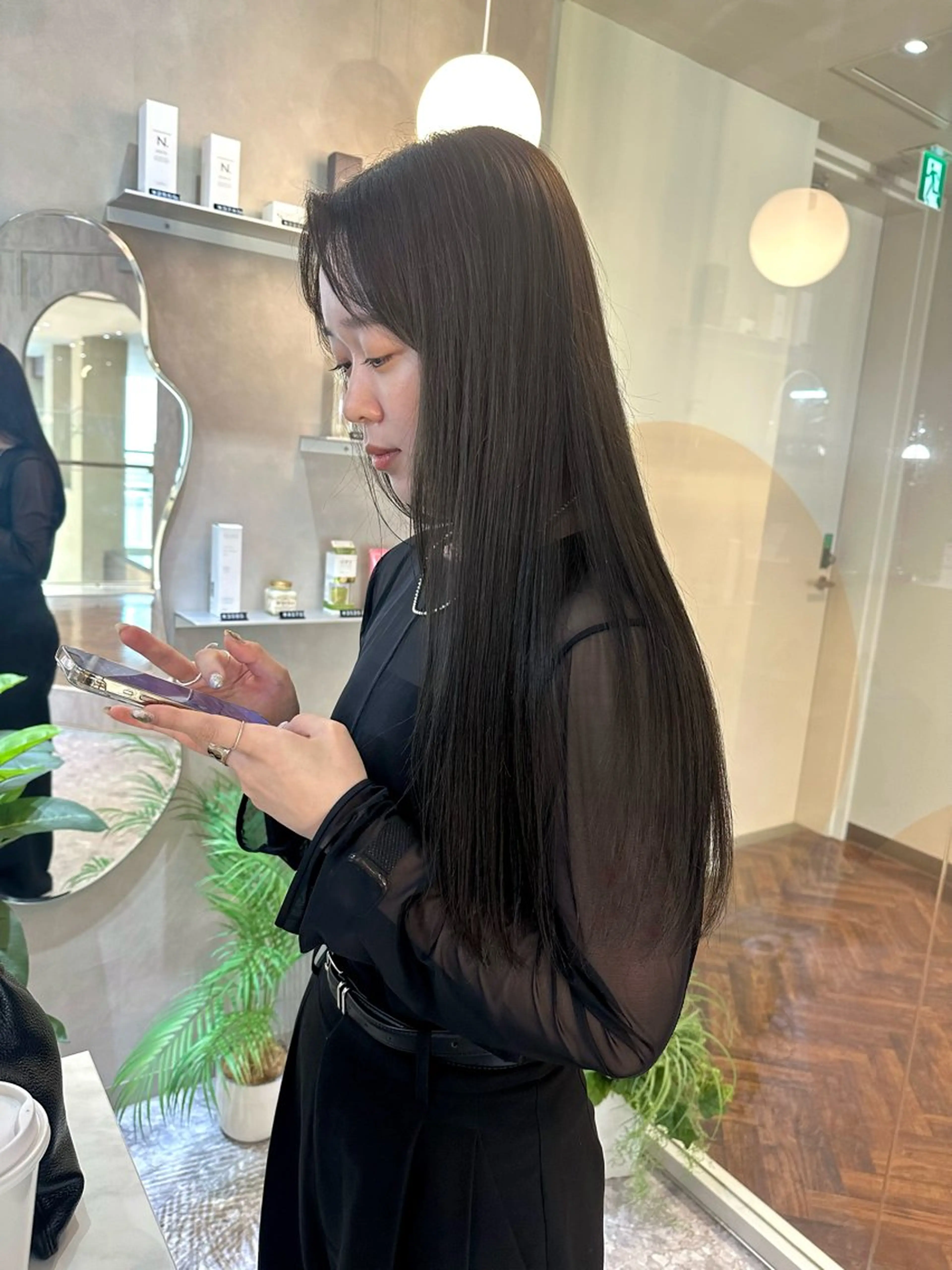 ロング カラー グレージュ オリーブグレージュ オリーブグレー ロング カット ヘアカラー レイヤー/ボブ/ 顔周り/yukinaのヘアスタイル