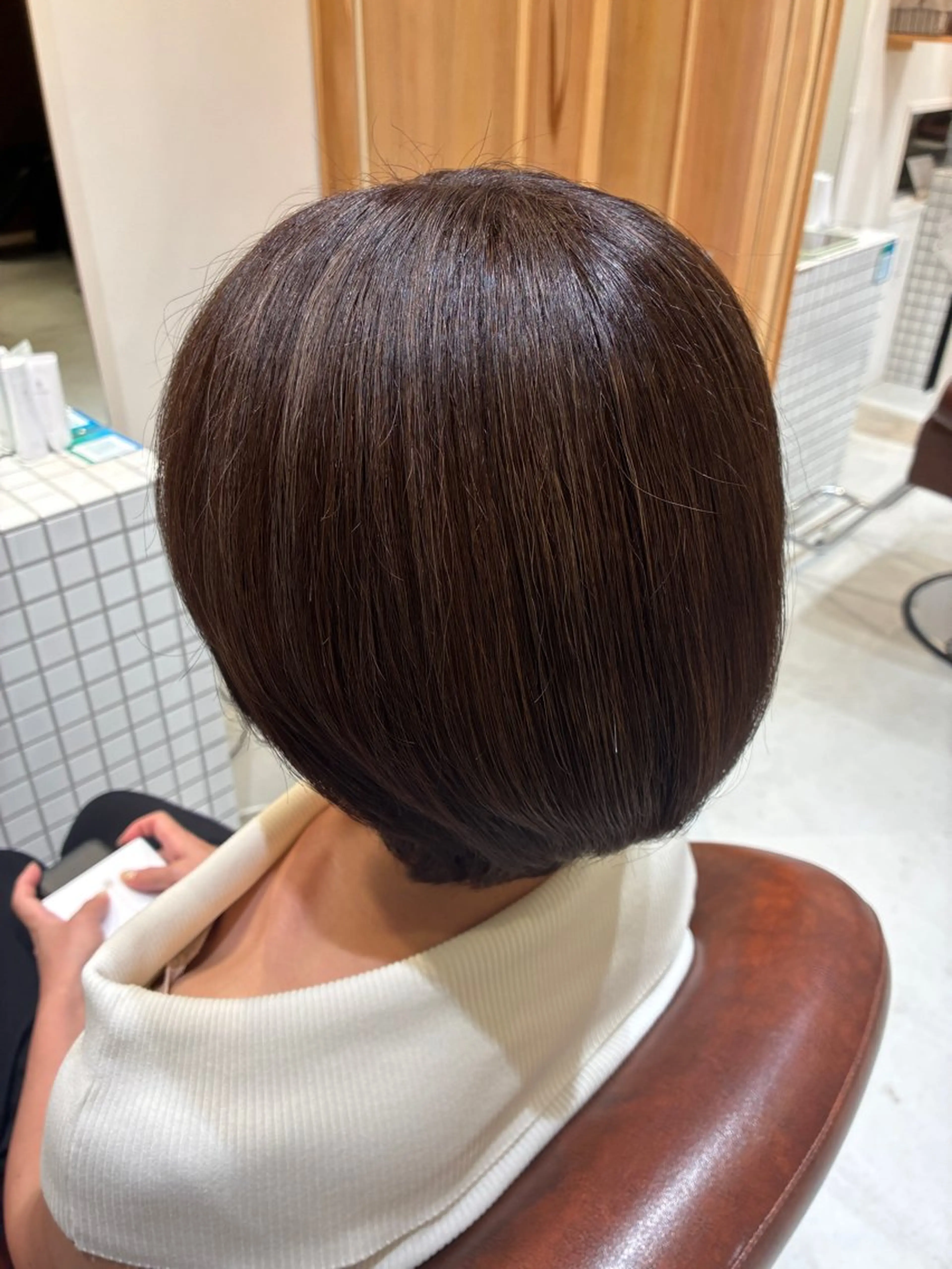 ミディアム 手嶌 彩乃のヘアスタイル