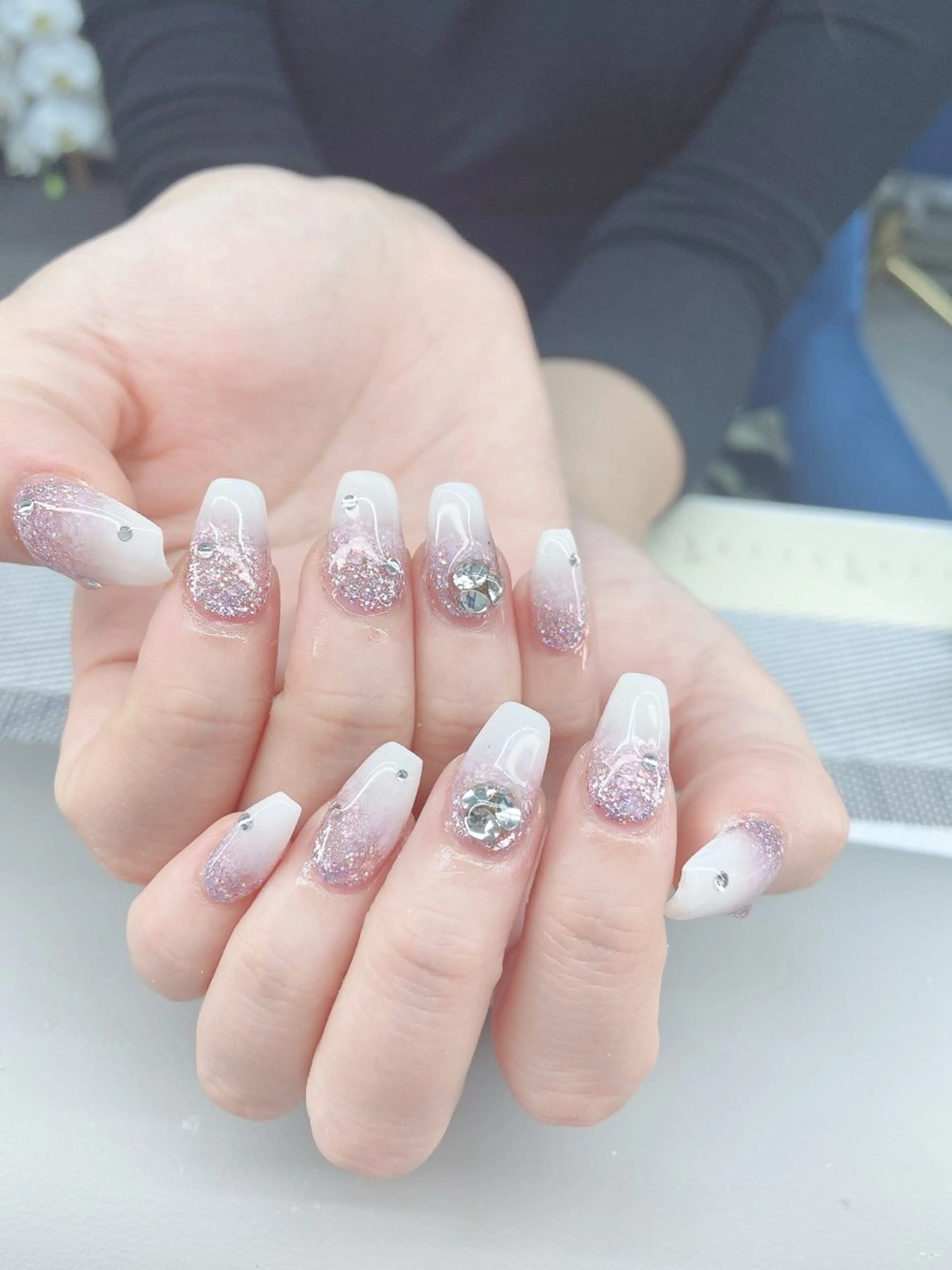 【スカルプ】アクリル長さ出し、ベビーブーマーコース☆ご新規ジェルオフ無料の写真