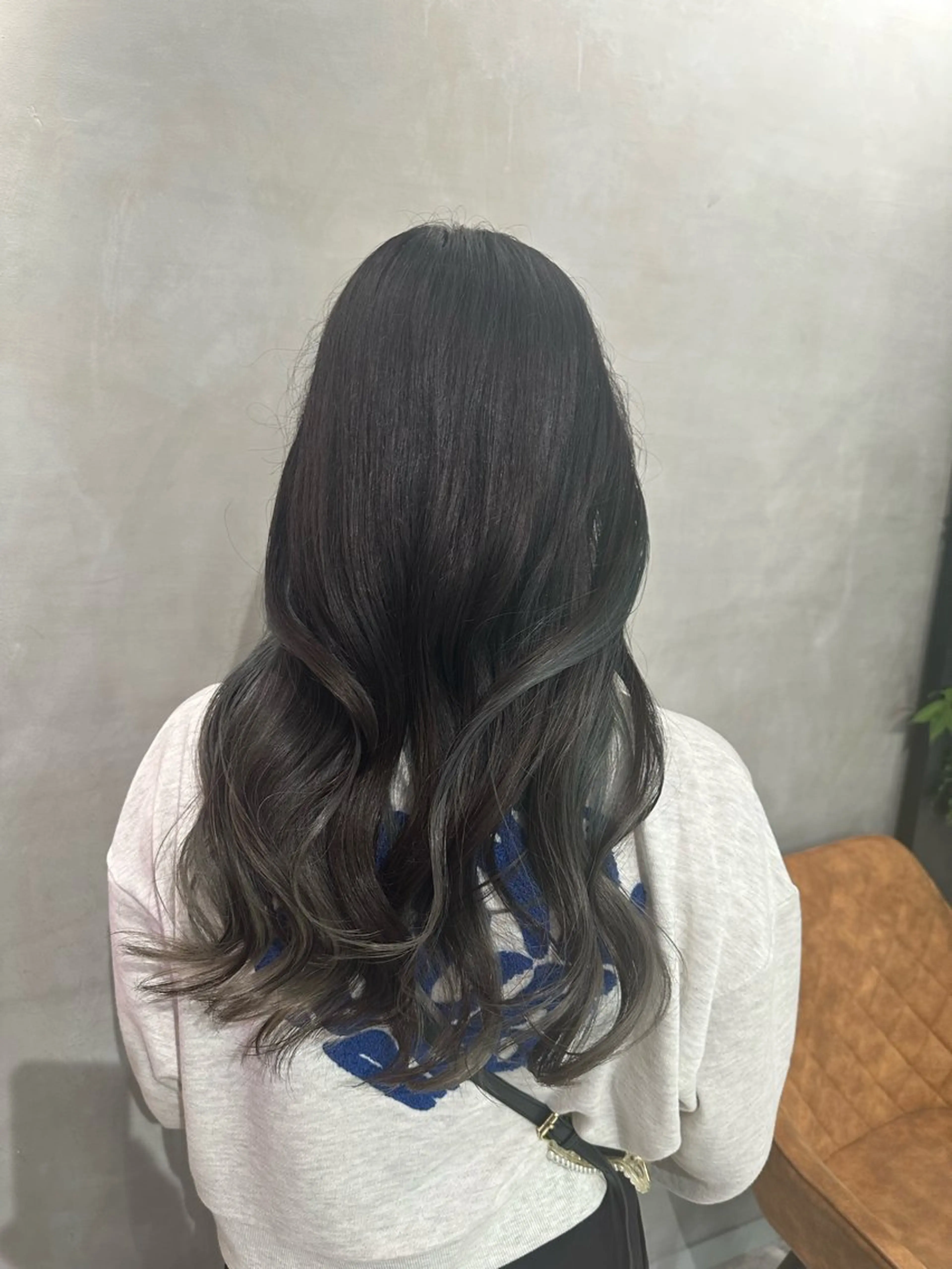 ロング カラー 銀座レイヤーカット ×シースルー前髪のヘアスタイル