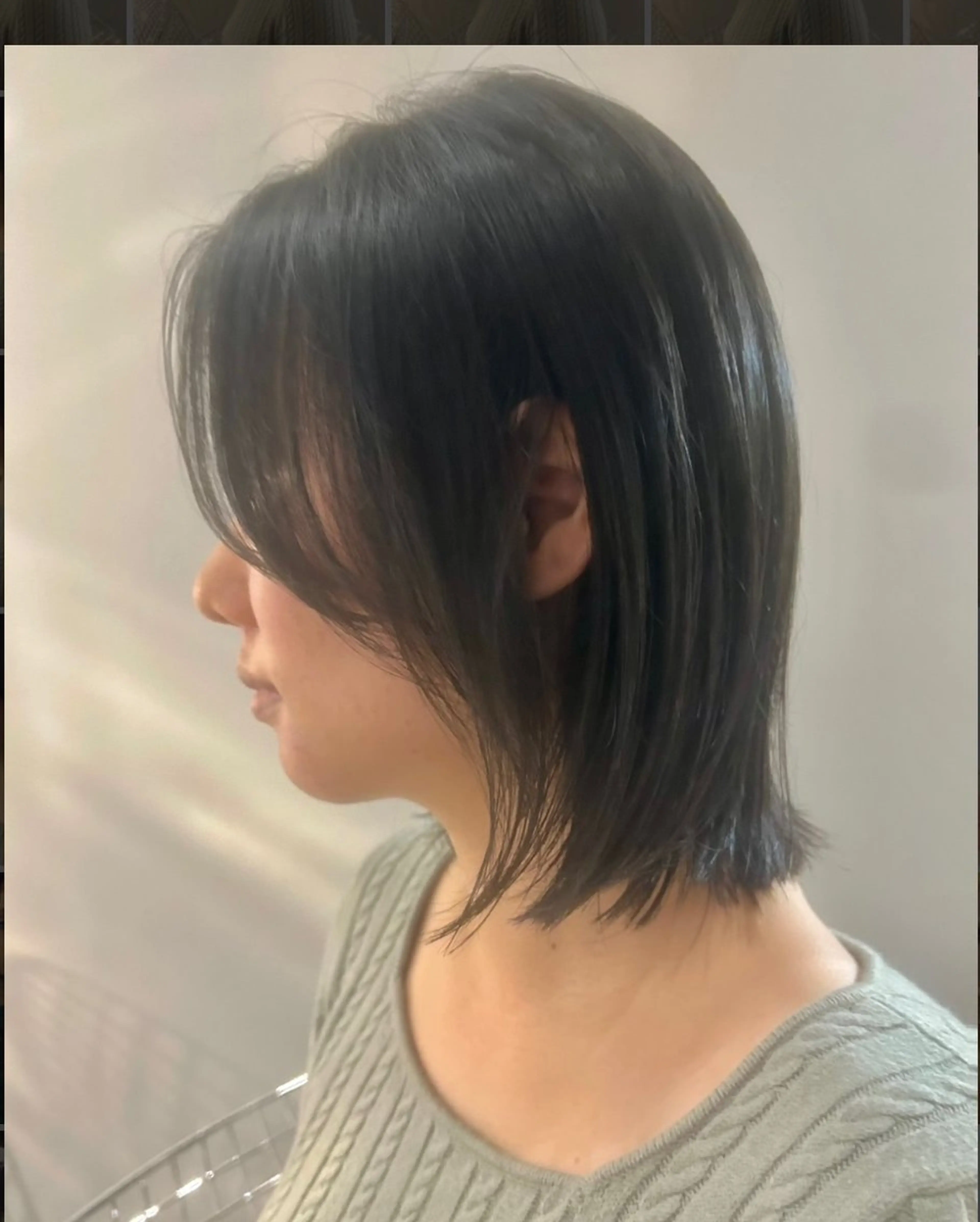 ミディアム ボブ 山崎 愛莉のヘアスタイル