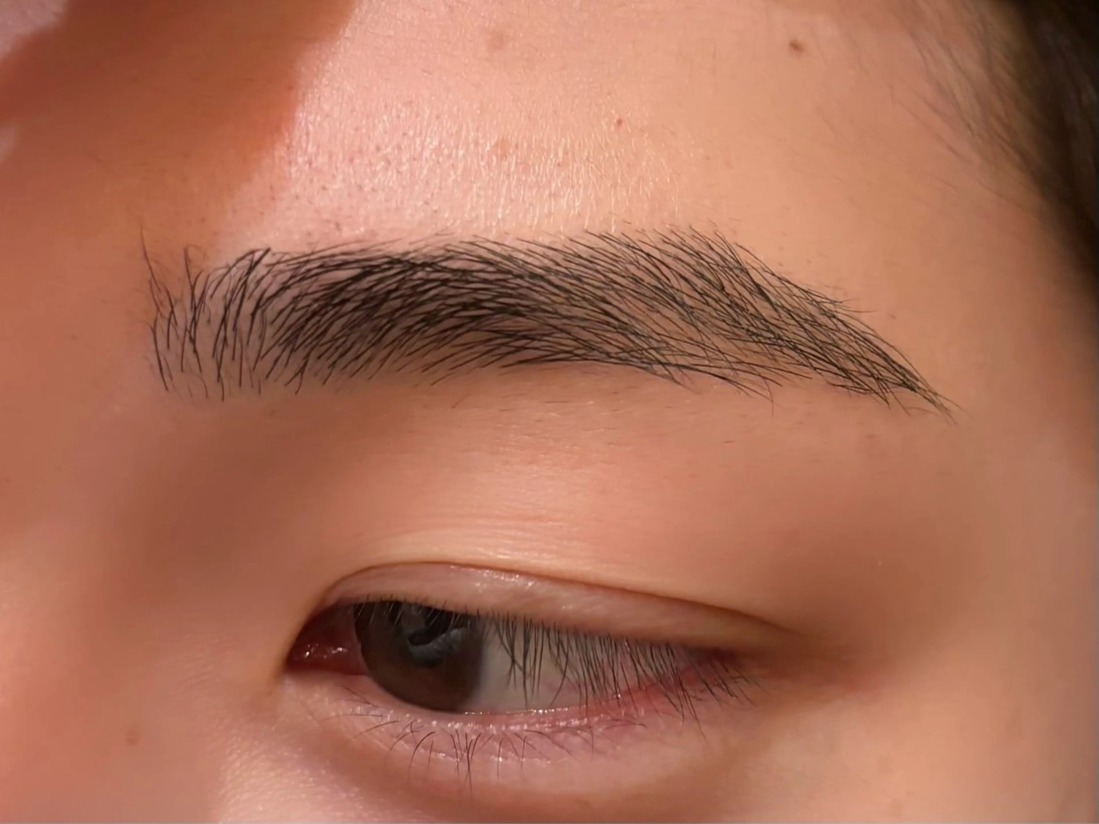 アイブロウ ワックス脱毛 aimee momokoのマツエク・マツパデザイン