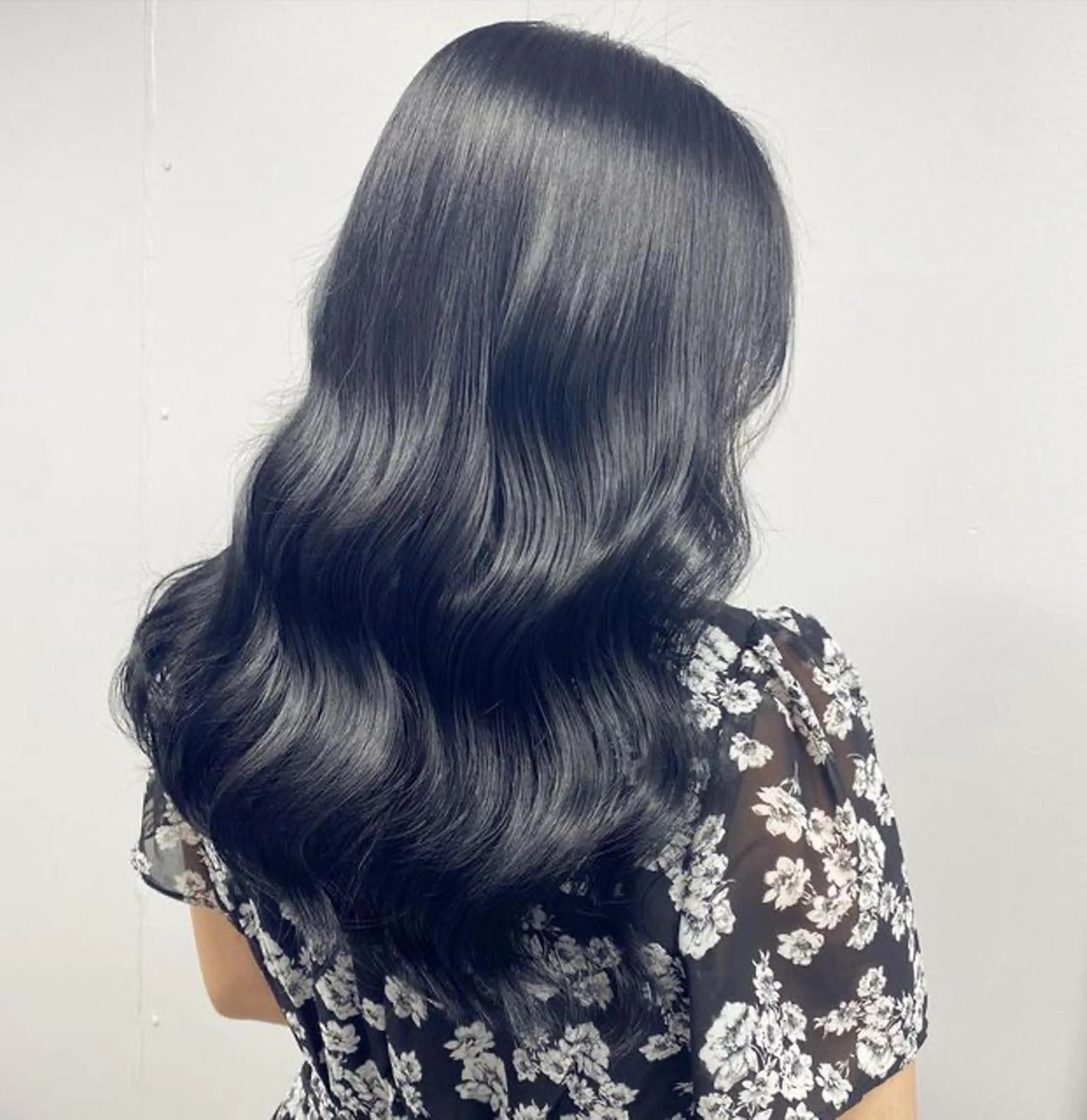 ロング カラー C'LD Hair トモヤのヘアスタイル