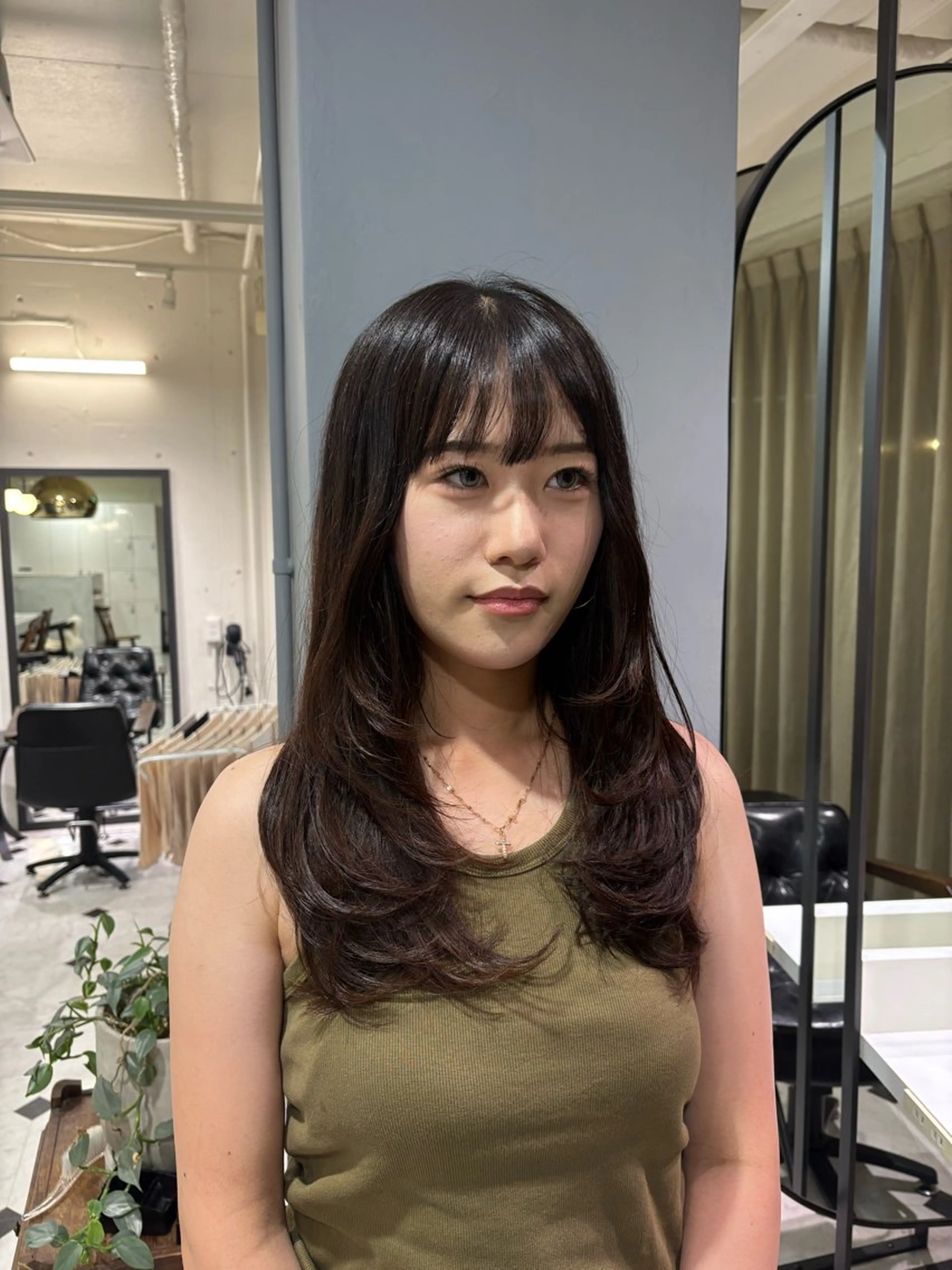 ロング レイヤーカット 宇野愛華∕ パーマスタイルのヘアスタイル