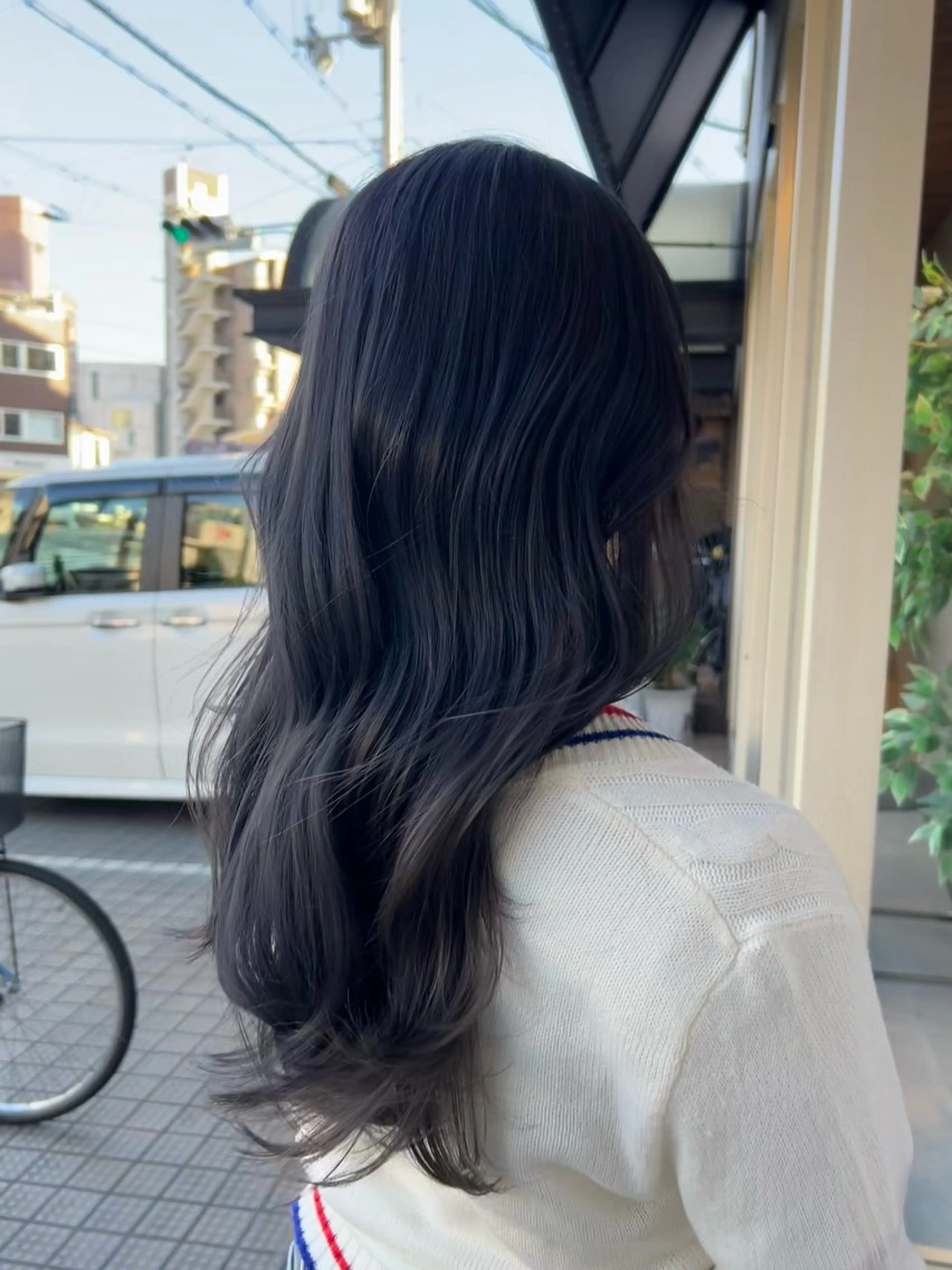 ロング 川筋 桃果のヘアスタイル