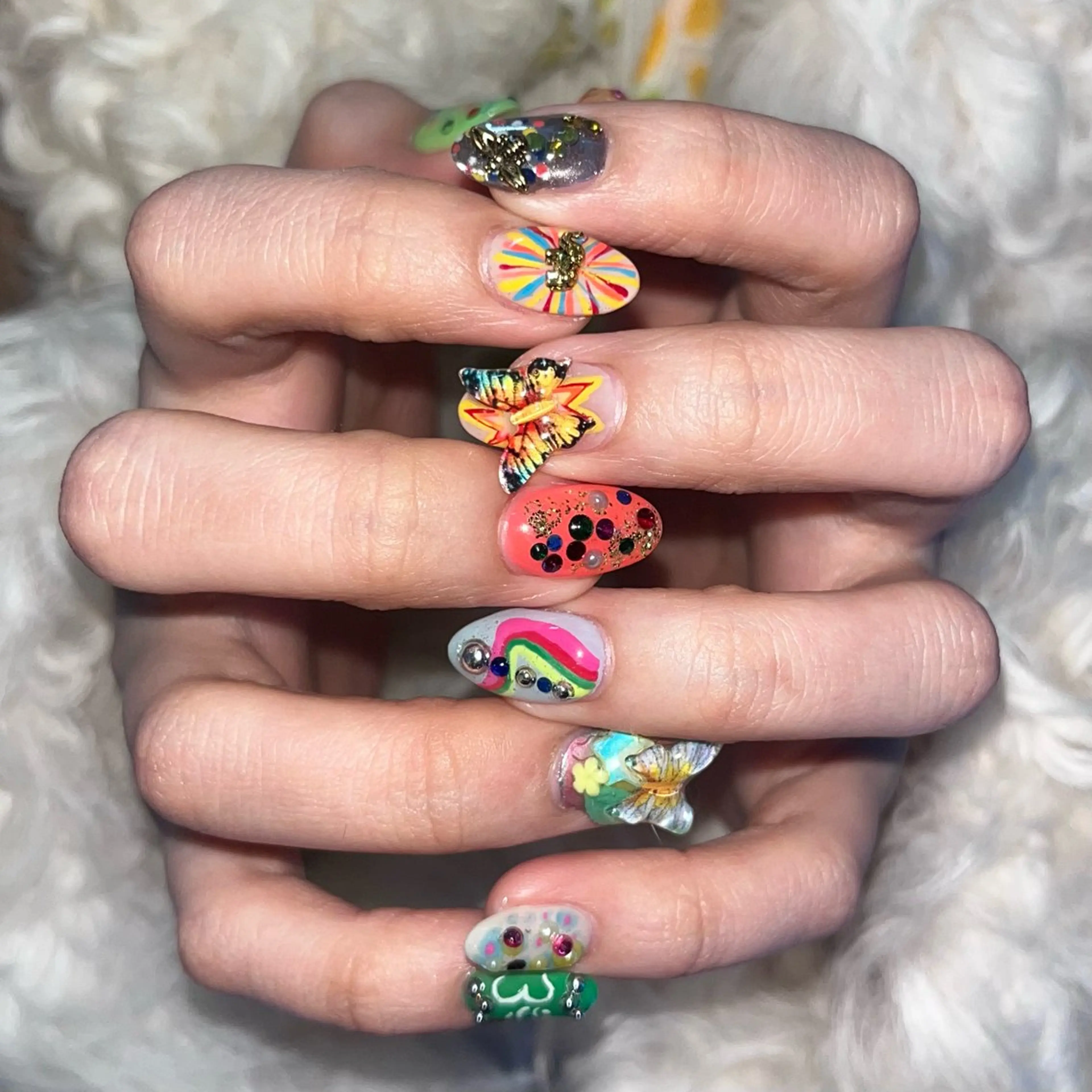ネイル BANSA ˖ ࣪⊹ 大阪 個性派 派手のネイルデザイン