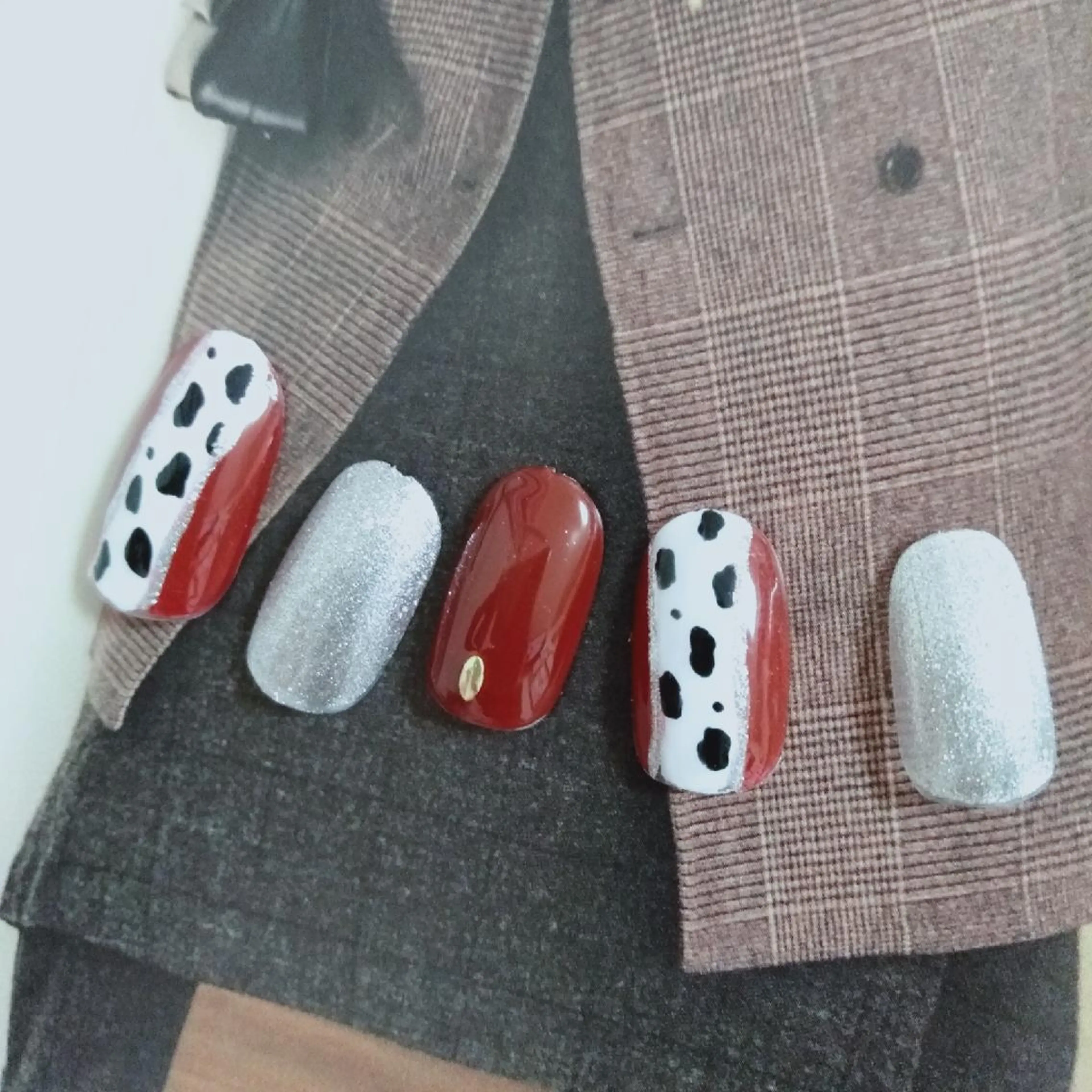 ネイル 爪工房ぱるっこ所属・川岡 香を里のネイルデザイン