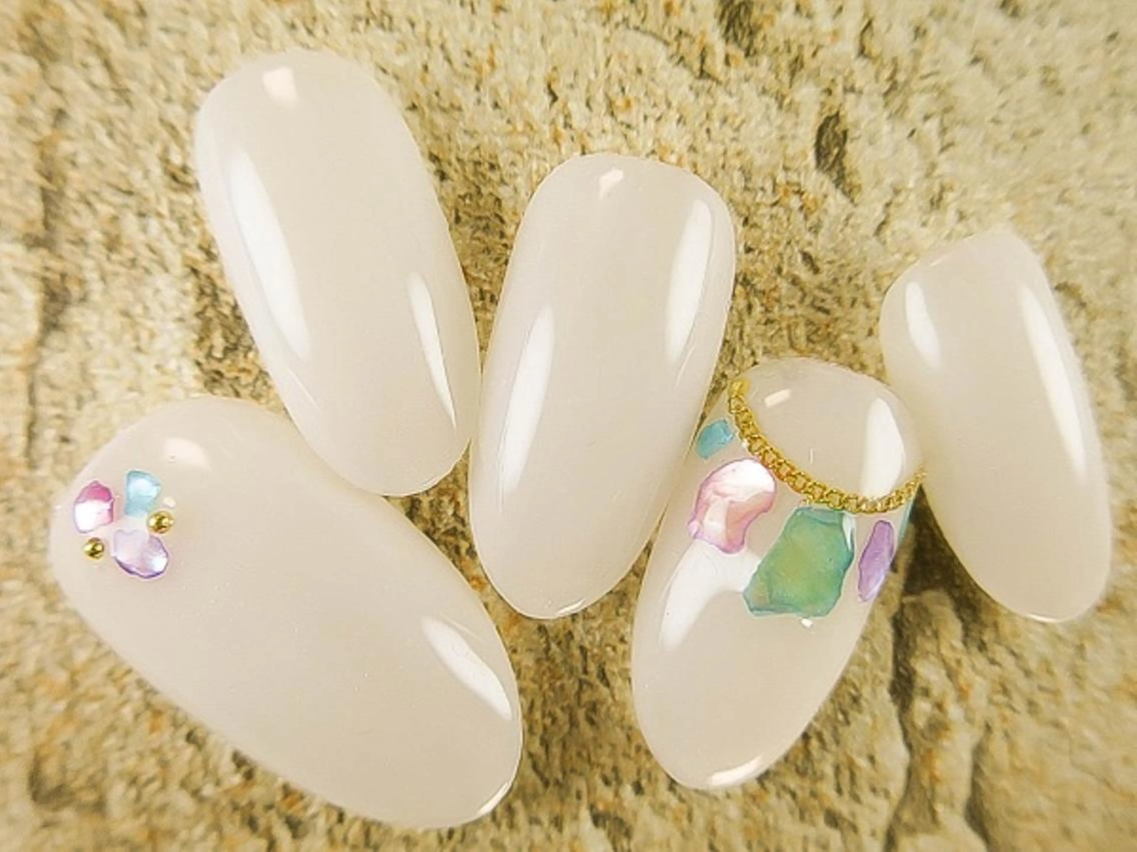 ネイル Nagumo Mのネイルデザイン