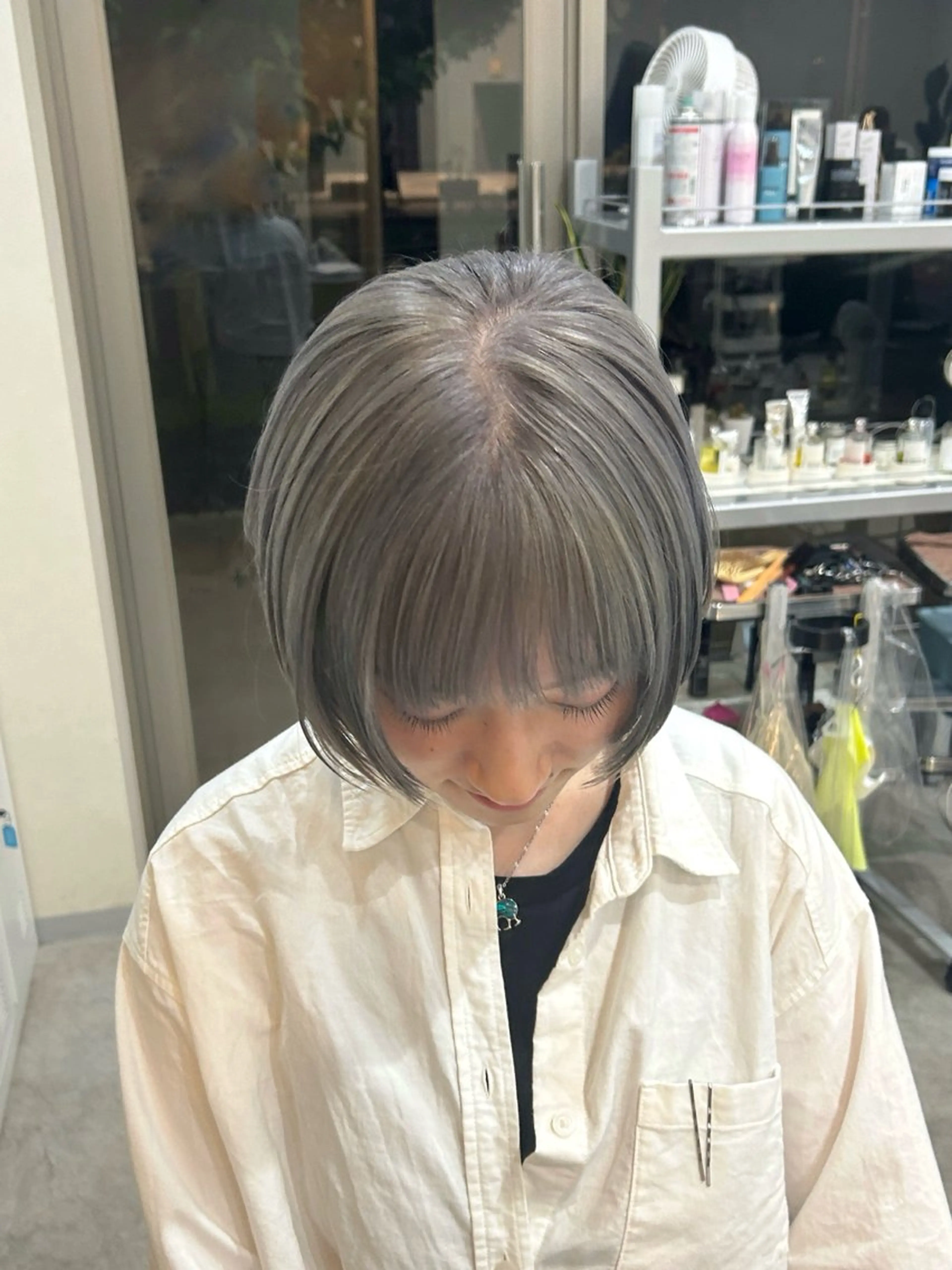 ショート MIDORI🎀 透明感/ベージュのヘアスタイル