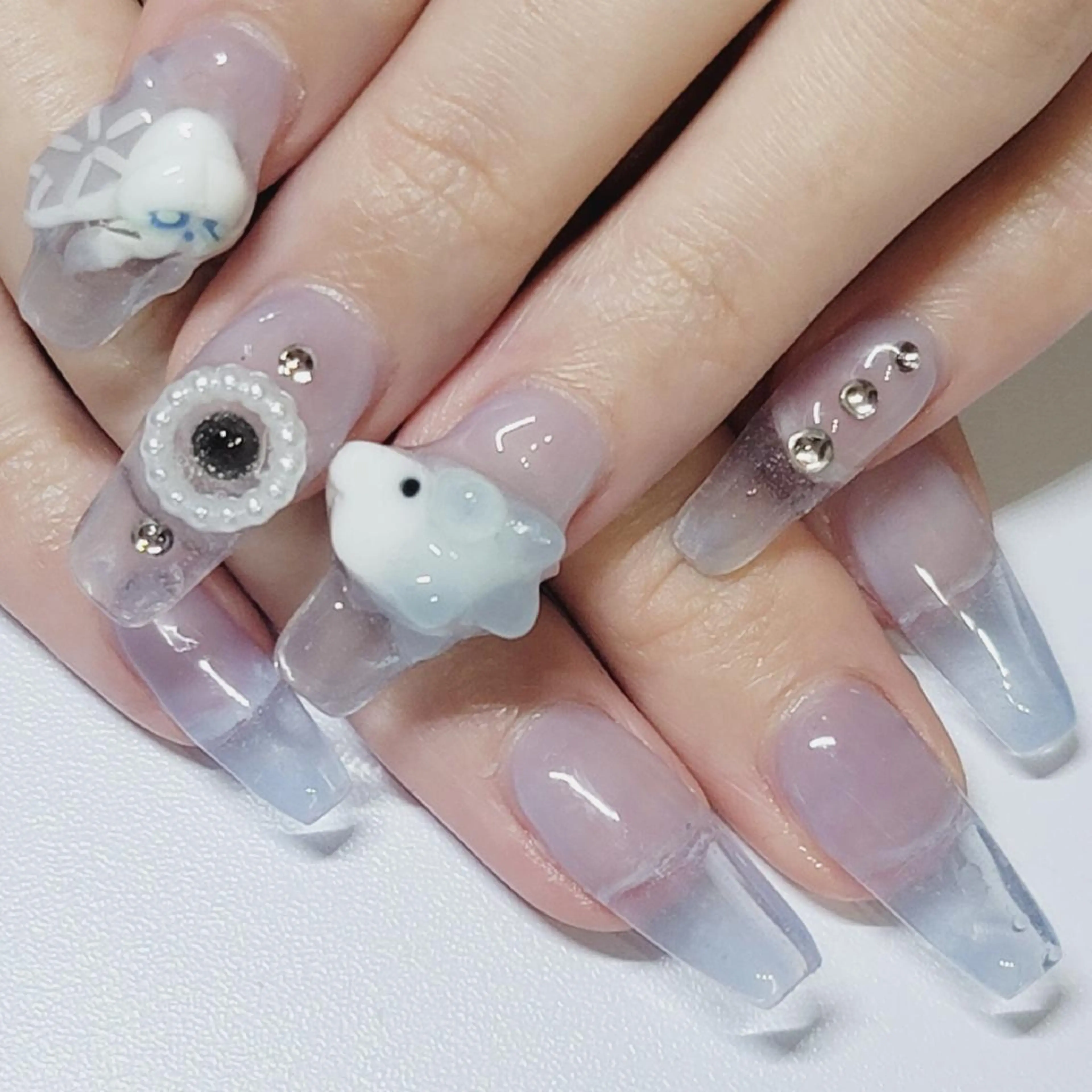 ネイル アートネイル ブルー クリアネイル ワンカラーネイル ハンドネイル よしだ ひろきのネイルデザイン