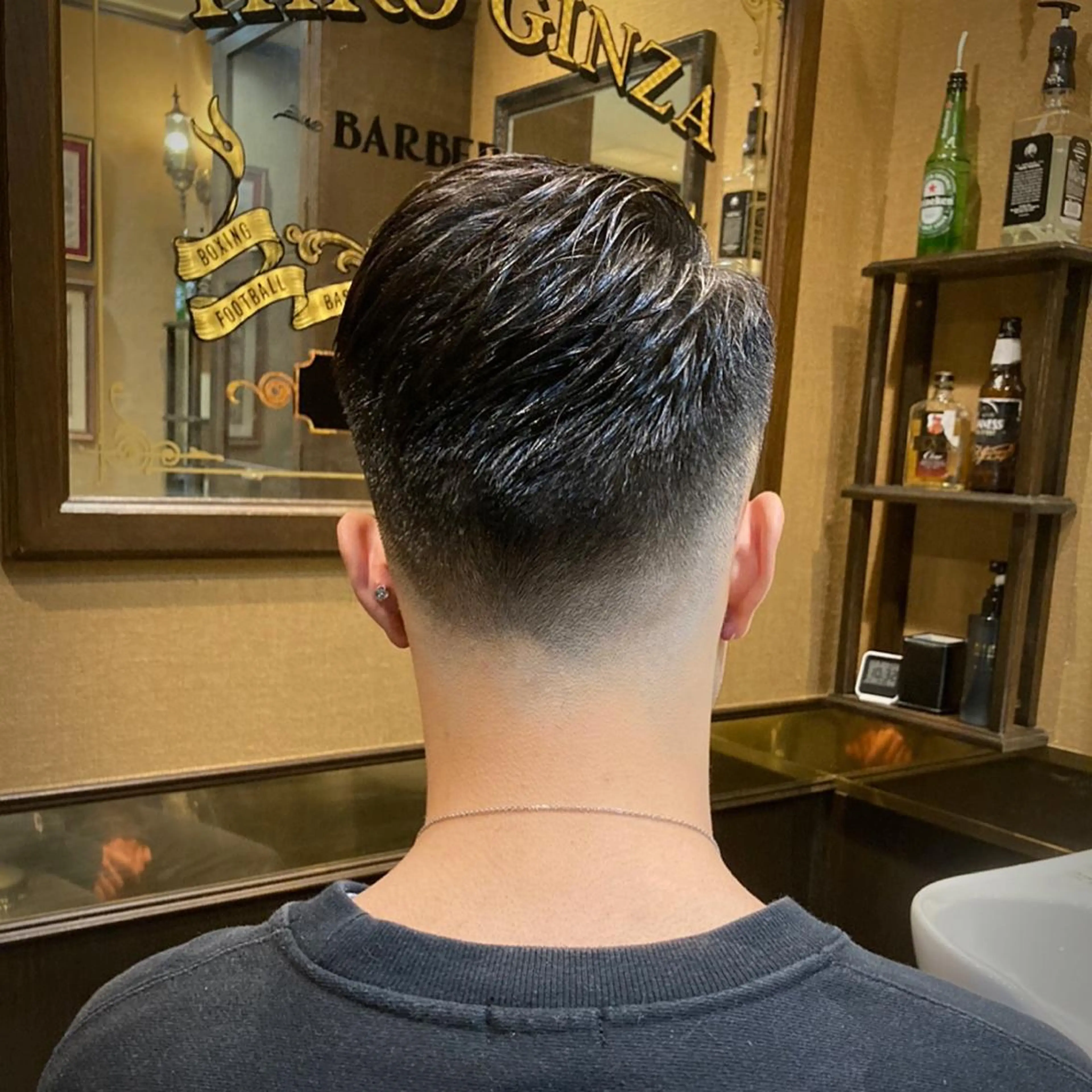 ショート メンズ フェードカット プレミアムバーバー新宿店所属・新宿駅近！ 💈口コミ多数✨のヘアスタイル