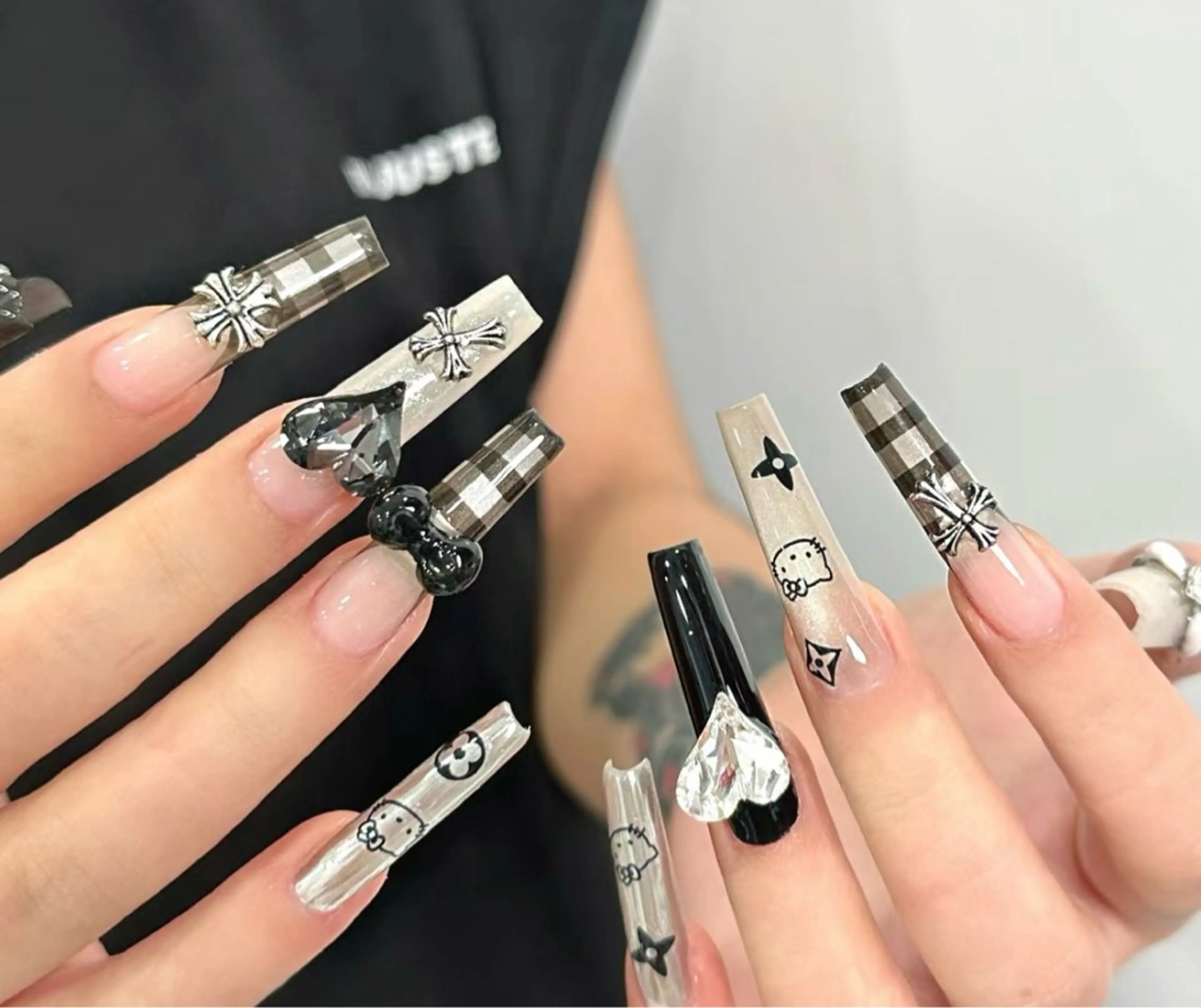 ネイル ハンドネイル D-BEAUTY Nailsalonのネイルデザイン