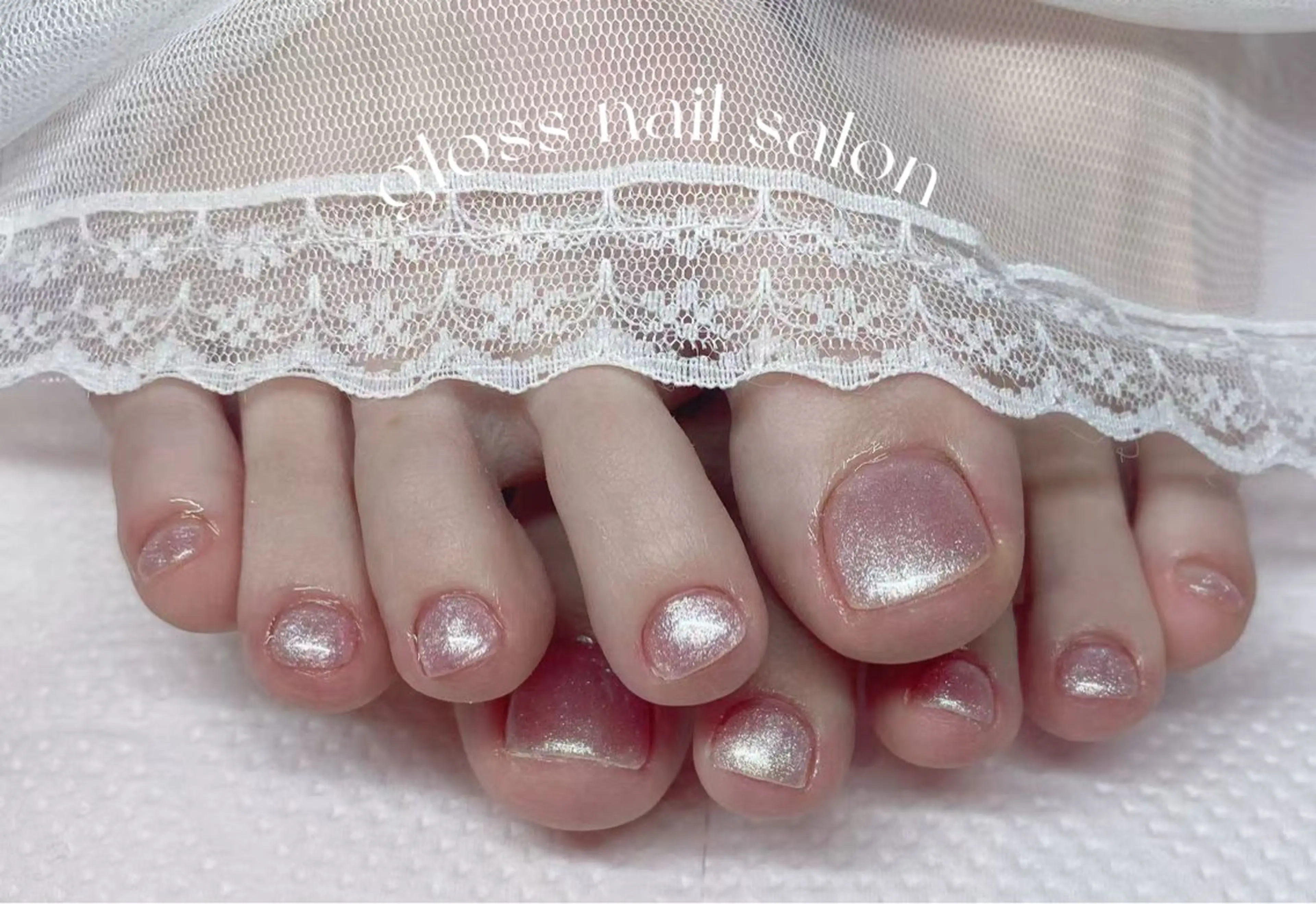 ネイル フットネイル ゆり🌷 gloss nailのネイルデザイン