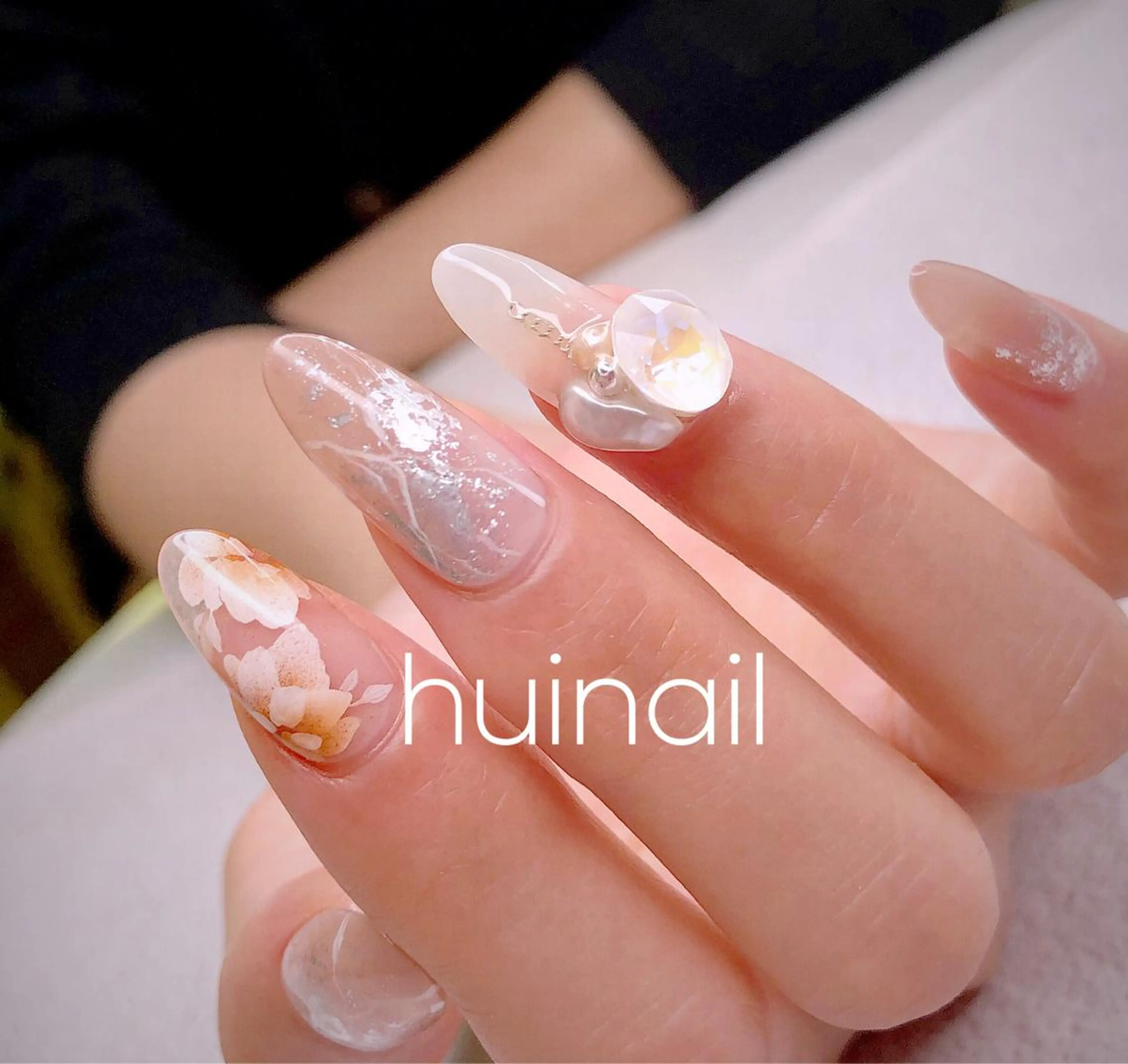 セミロング めぐみのネイルサロン スタッフ練習のネイルデザイン