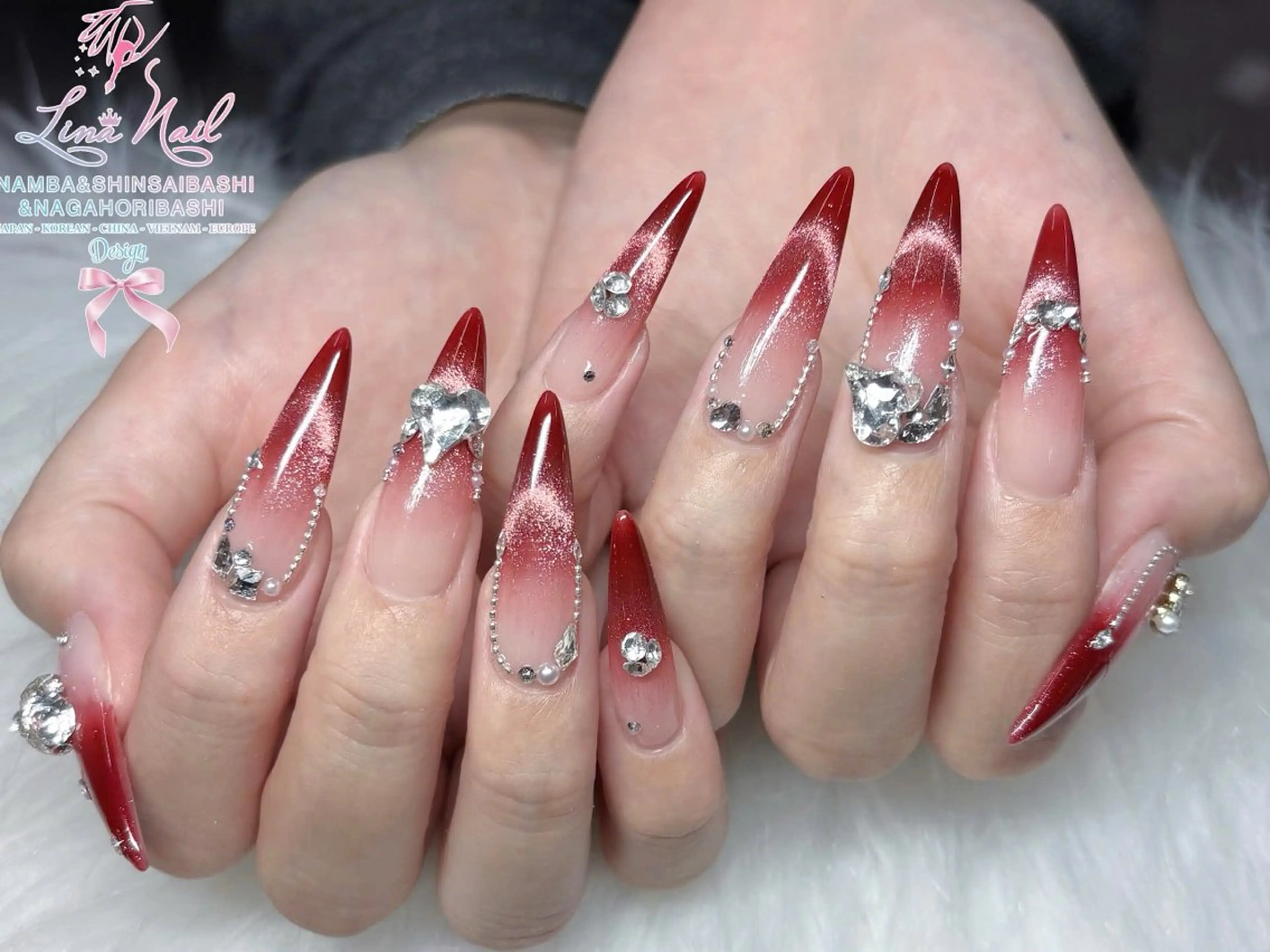 セミロング 韓国風ヘア クリスマス ハンドネイル Linanail Nambaのマツエク・マツパデザイン