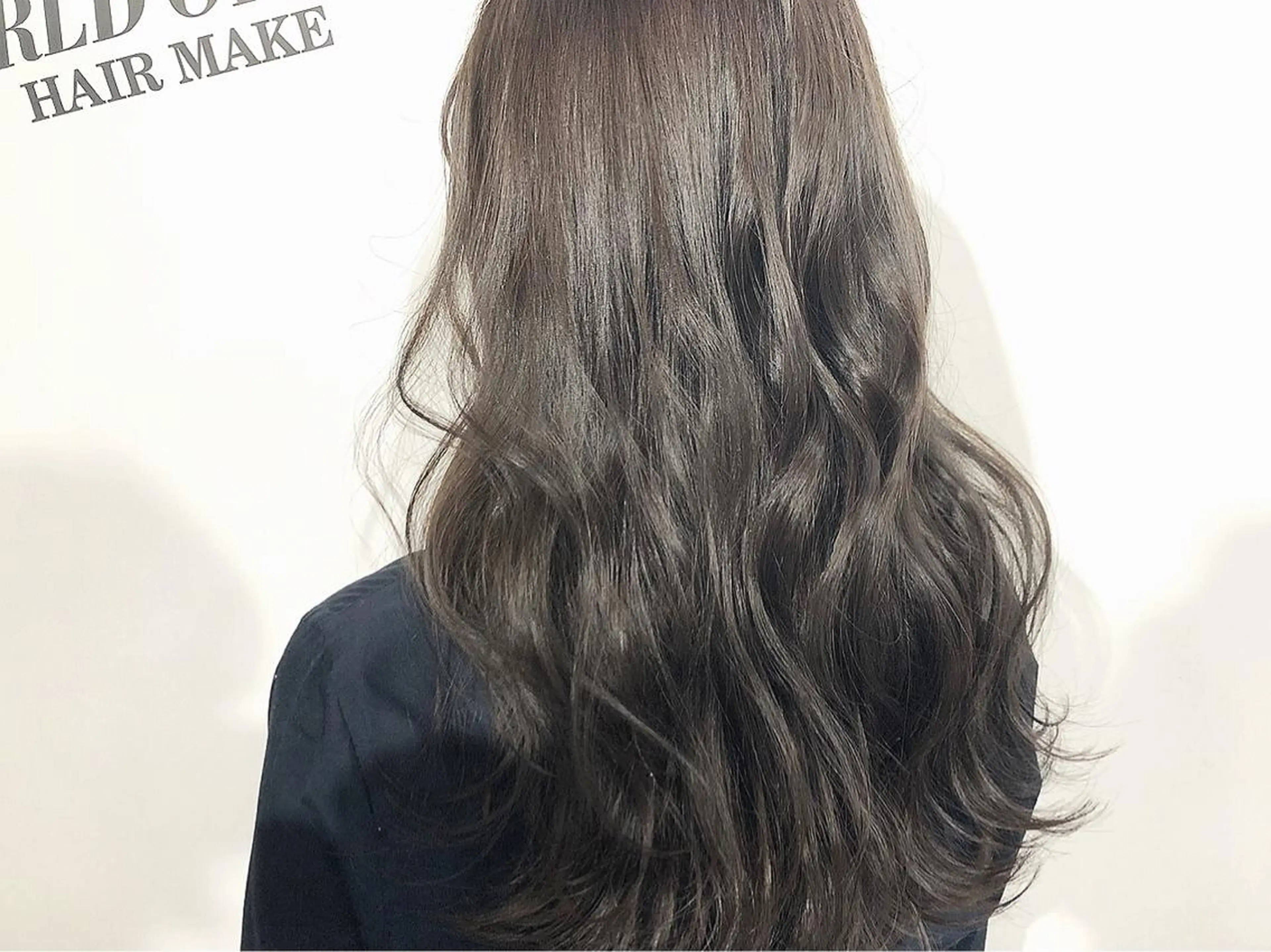 カラー アッシュ グレージュ 夜23時まで予約🉑 reverieあきらのヘアスタイル