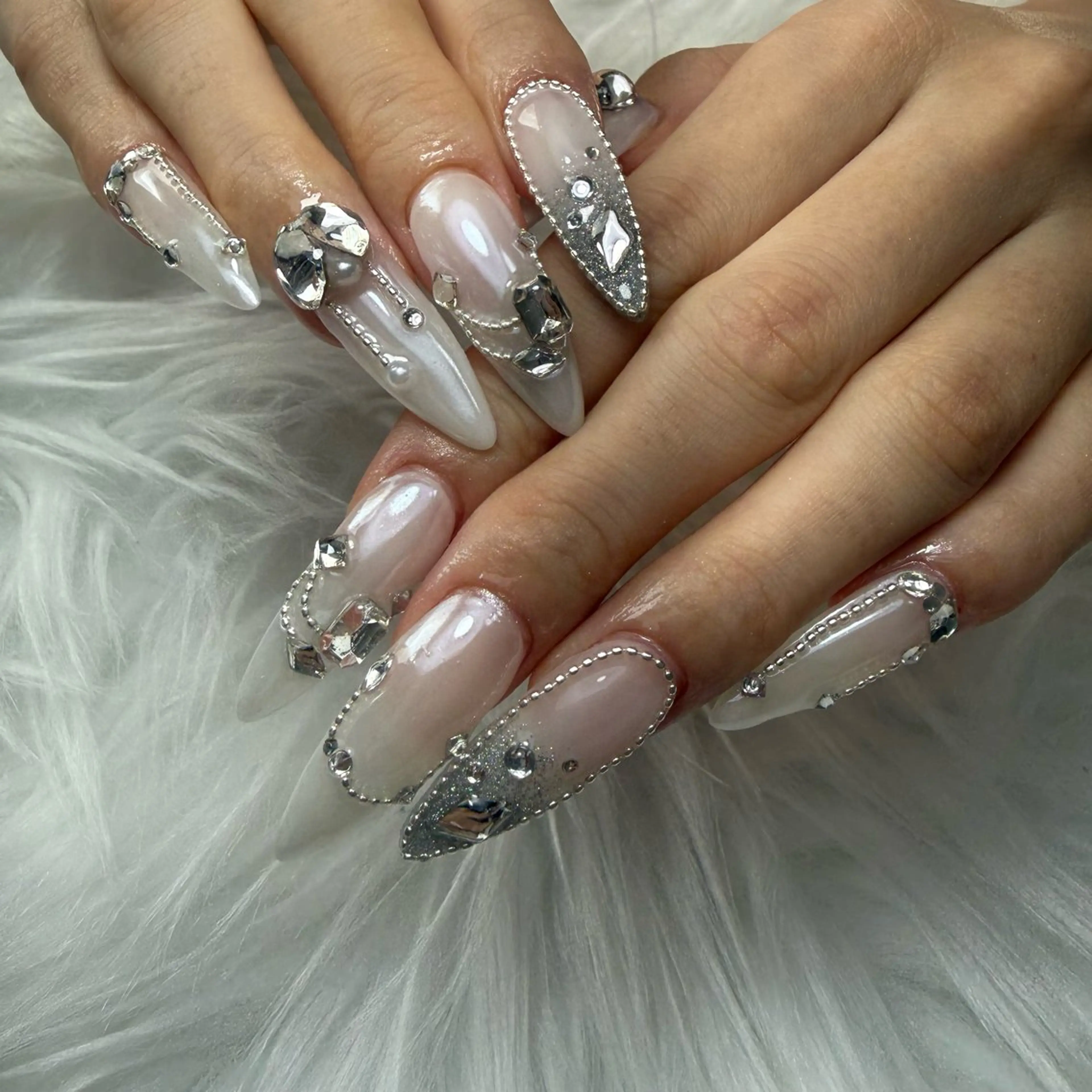 ネイル 成人式 ハンドネイル L'ino nailのネイルデザイン