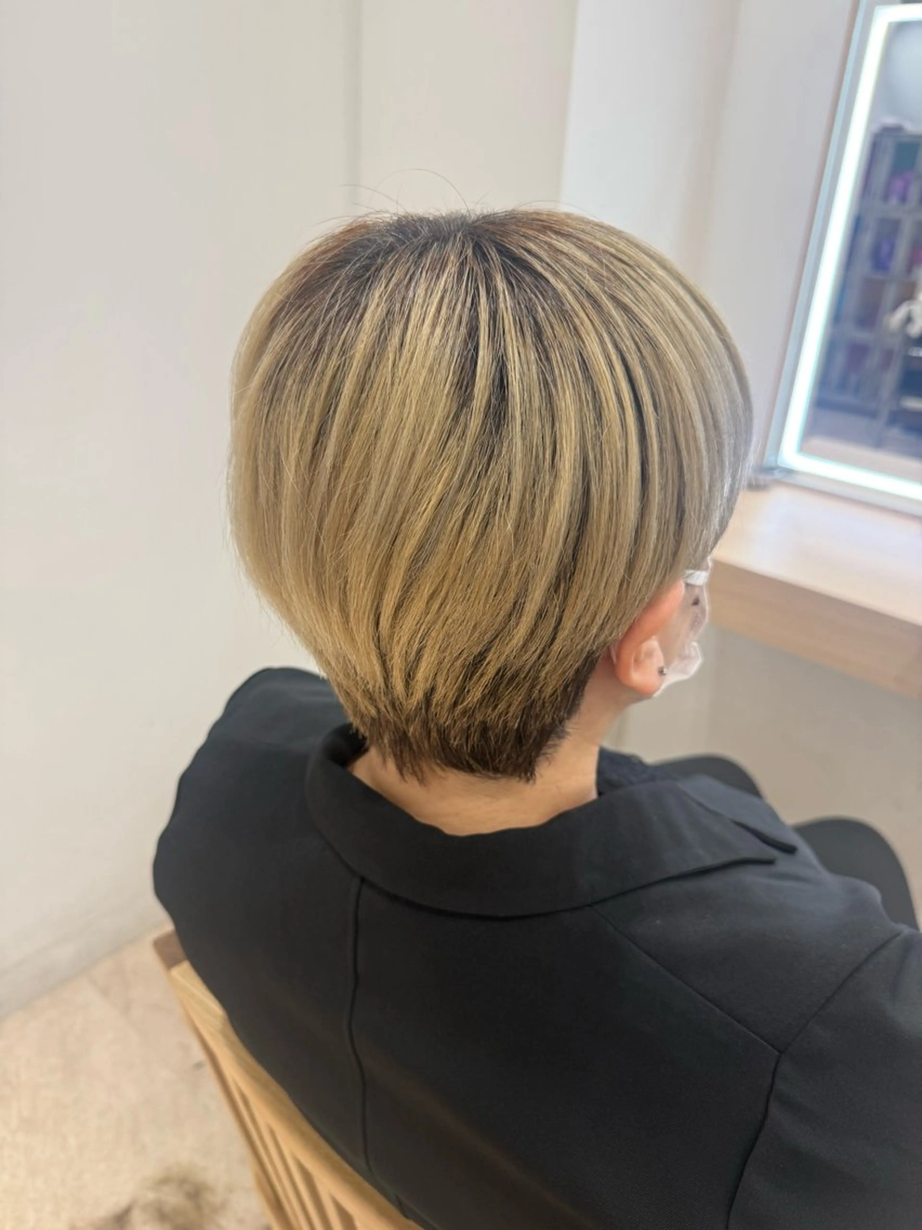 ショート カット littleesta 那月のヘアスタイル