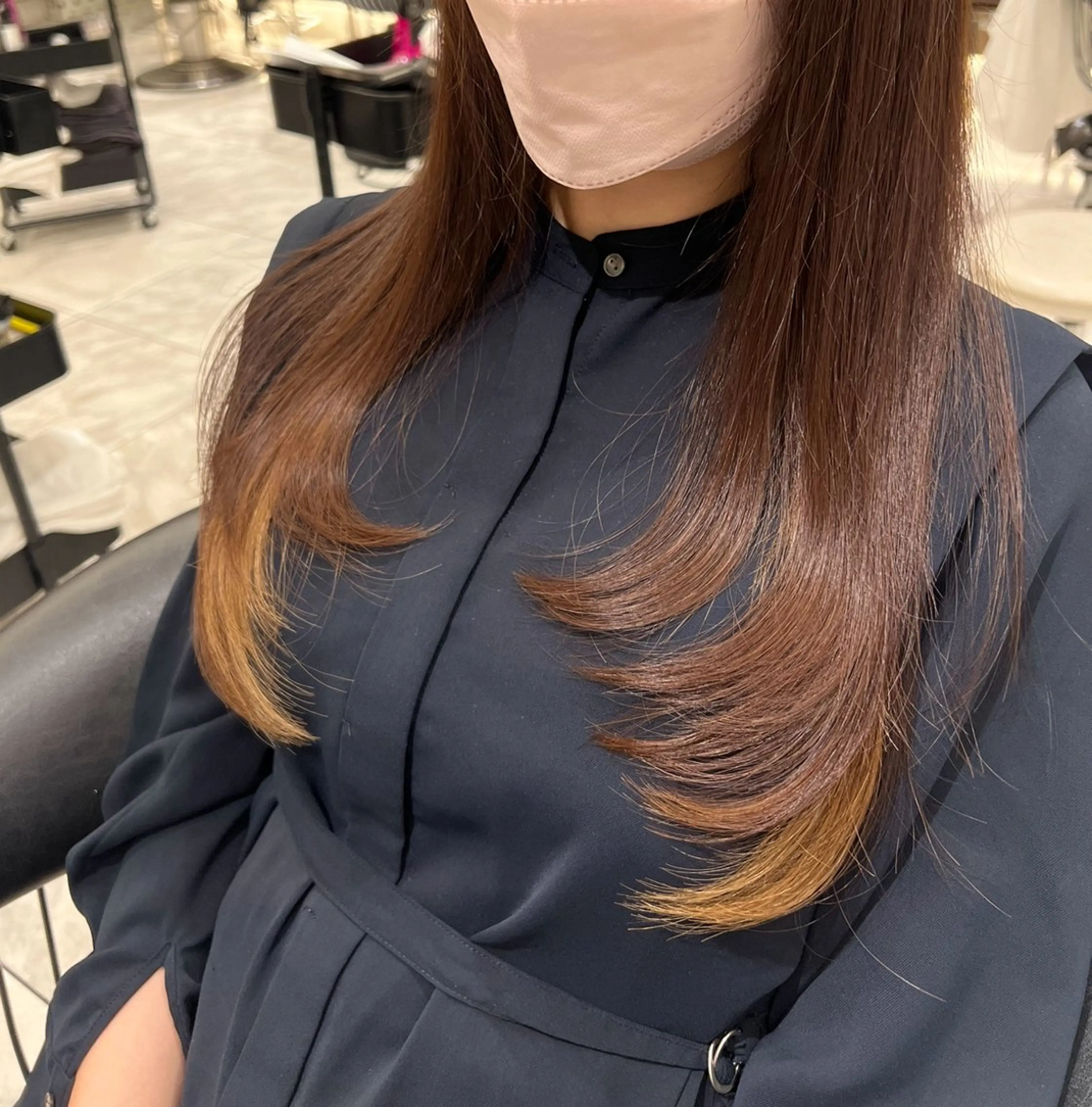 ロング コテ巻きパーマ💙 シノヤユイのヘアスタイル