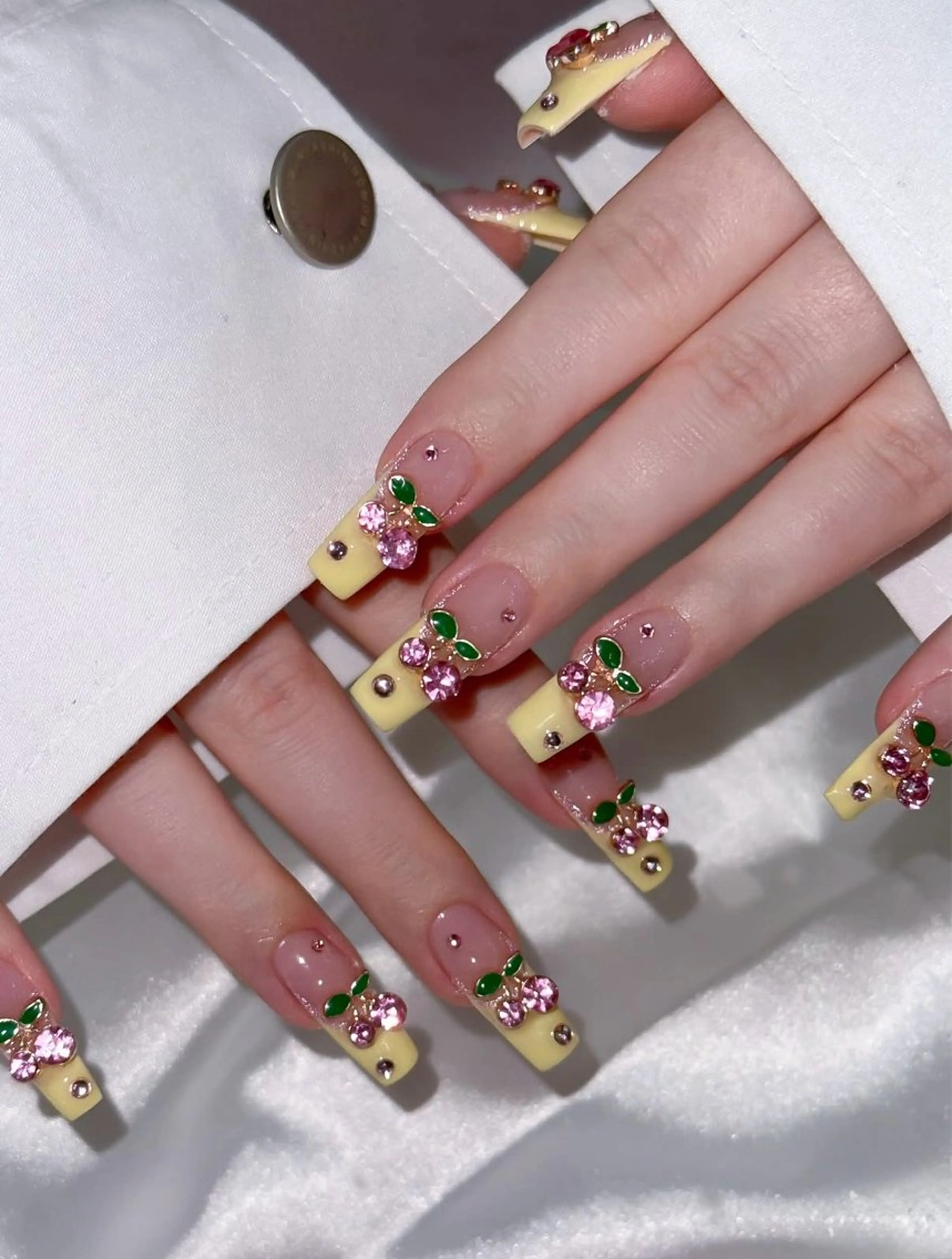 ネイル 韓国ネイル ニュアンスネイル シンプルネイル ワンホンネイル Nihonthy Nail 新宿のネイルデザイン