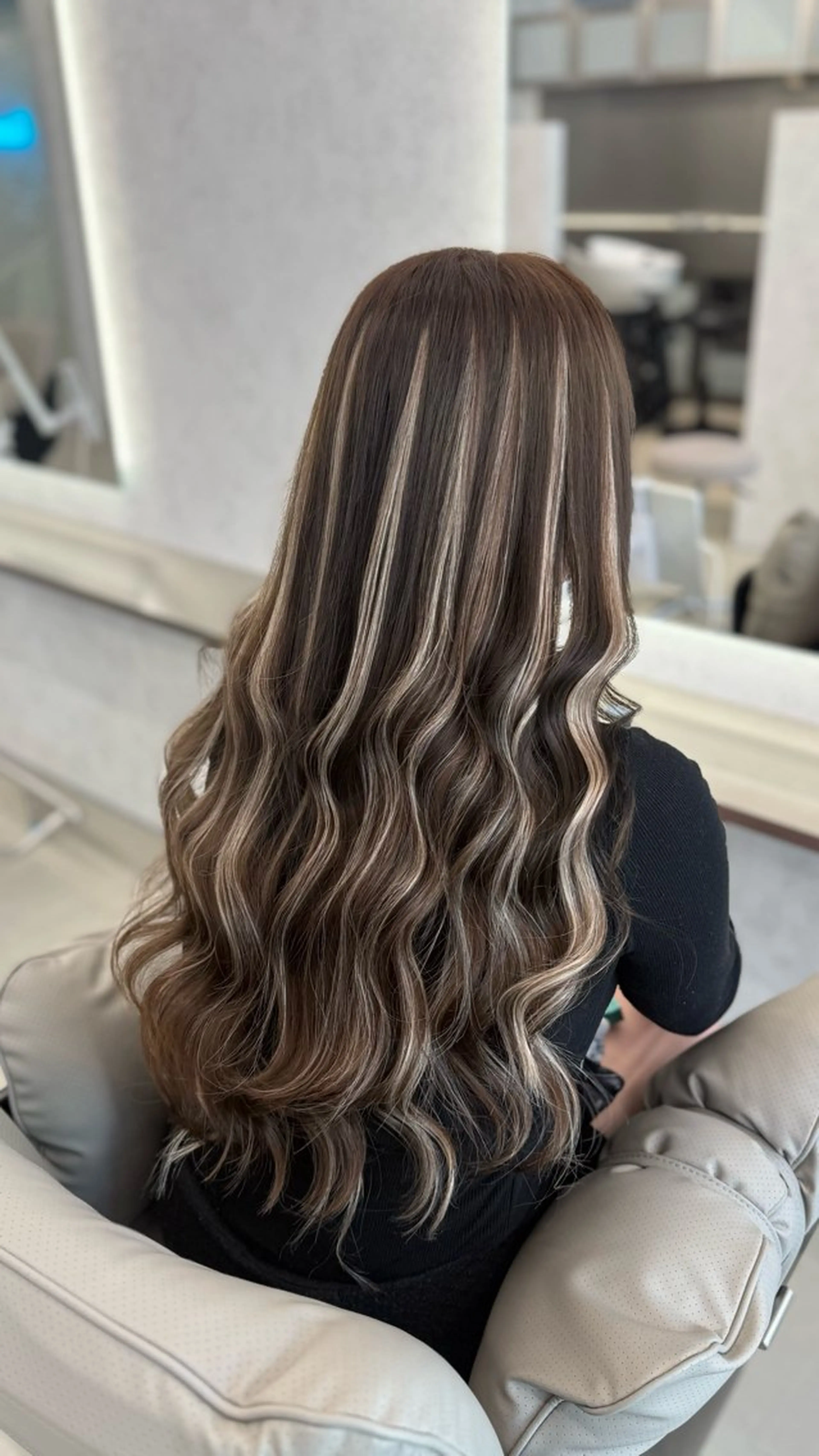 ロング ハイライト エクステ 大古 楓のヘアスタイル