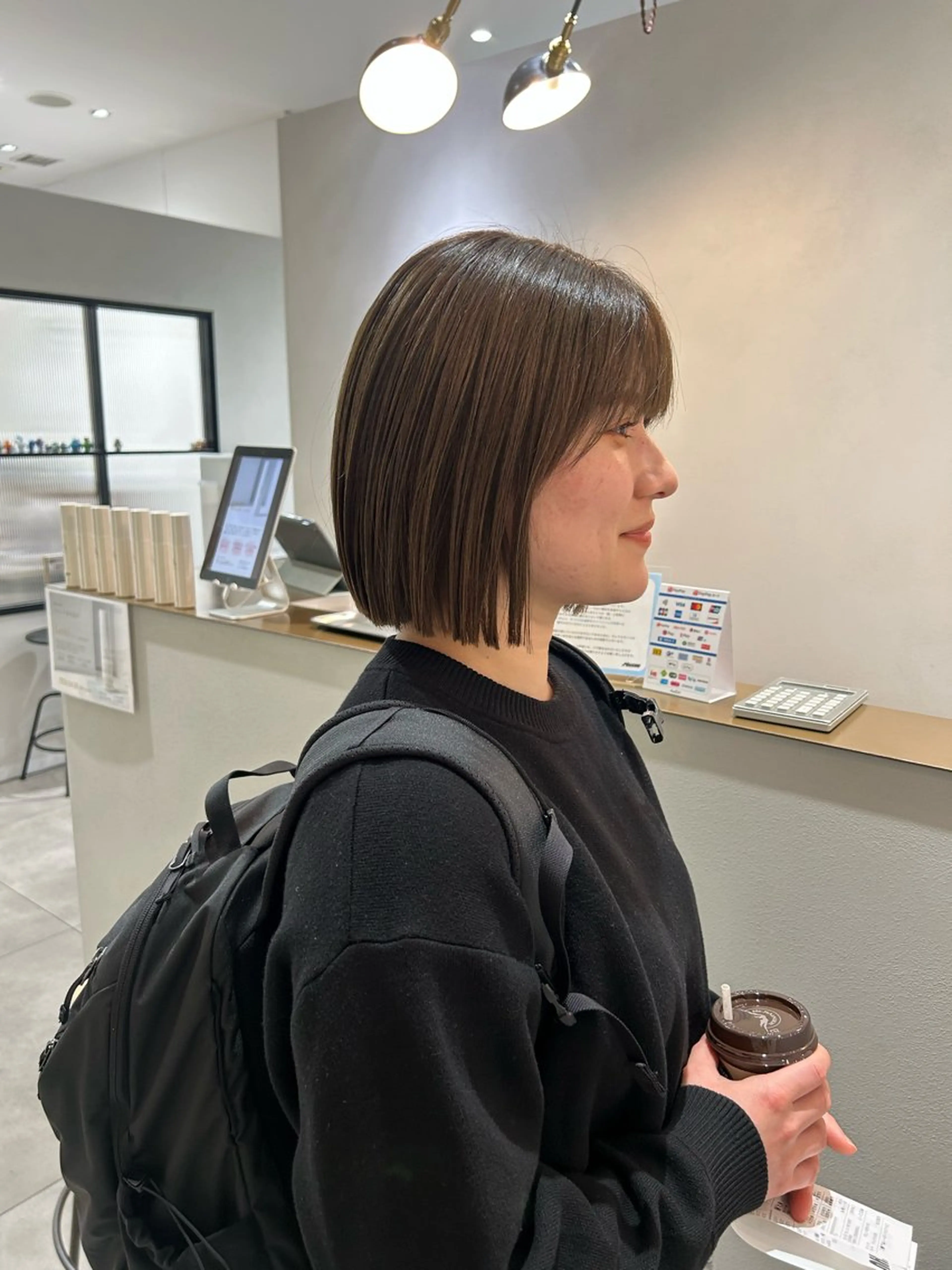 ショート カラー ベージュカラー ブリーチ 透明感カラー ブリーチなしカラー オリーブベージュ カット ヘアカラー オリーブベージュ/ ブリーチなし透明感のヘアスタイル